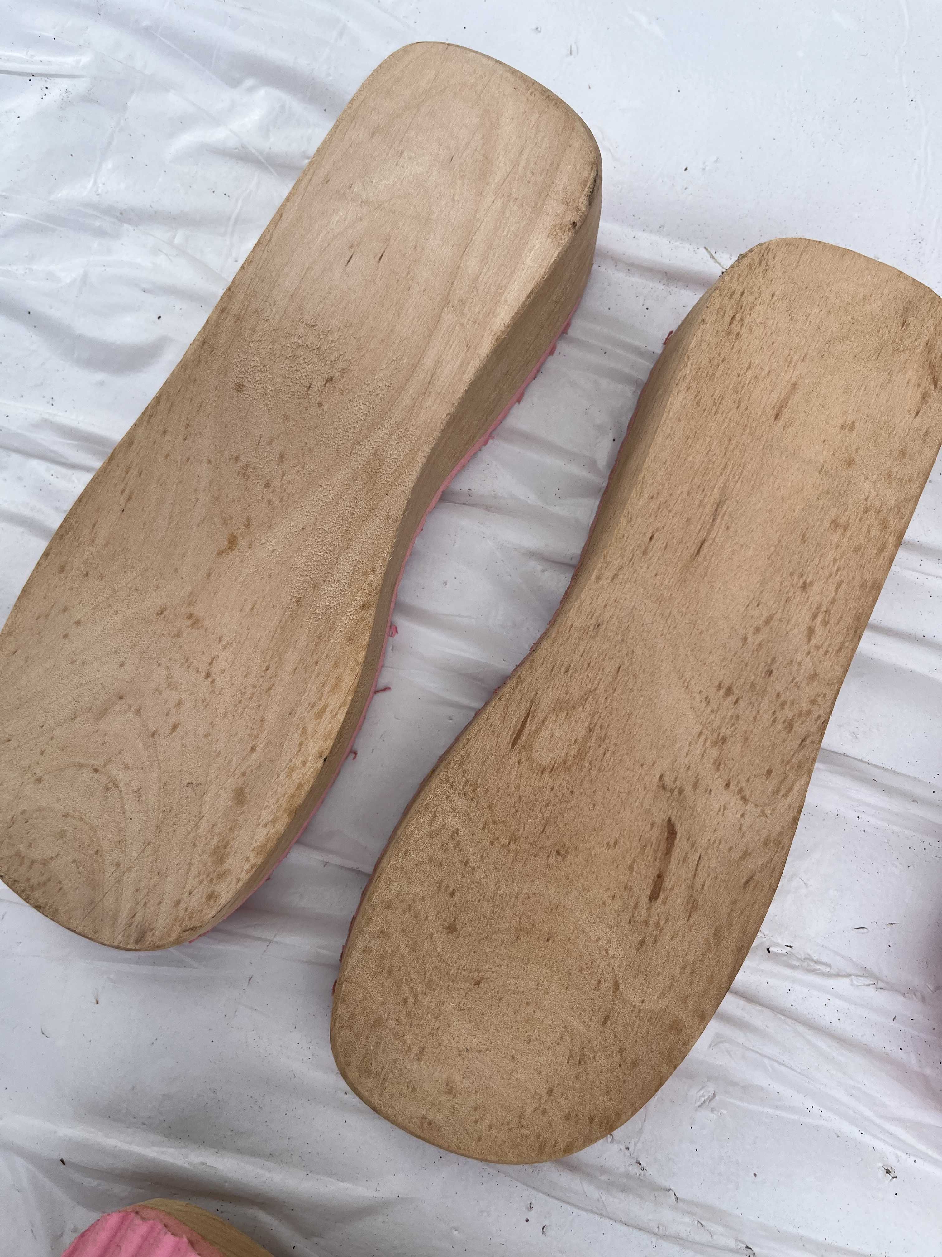 Stock Fondi zoccoli donna bambino 25 al 40 – KG. 150 in vendita - foto 12