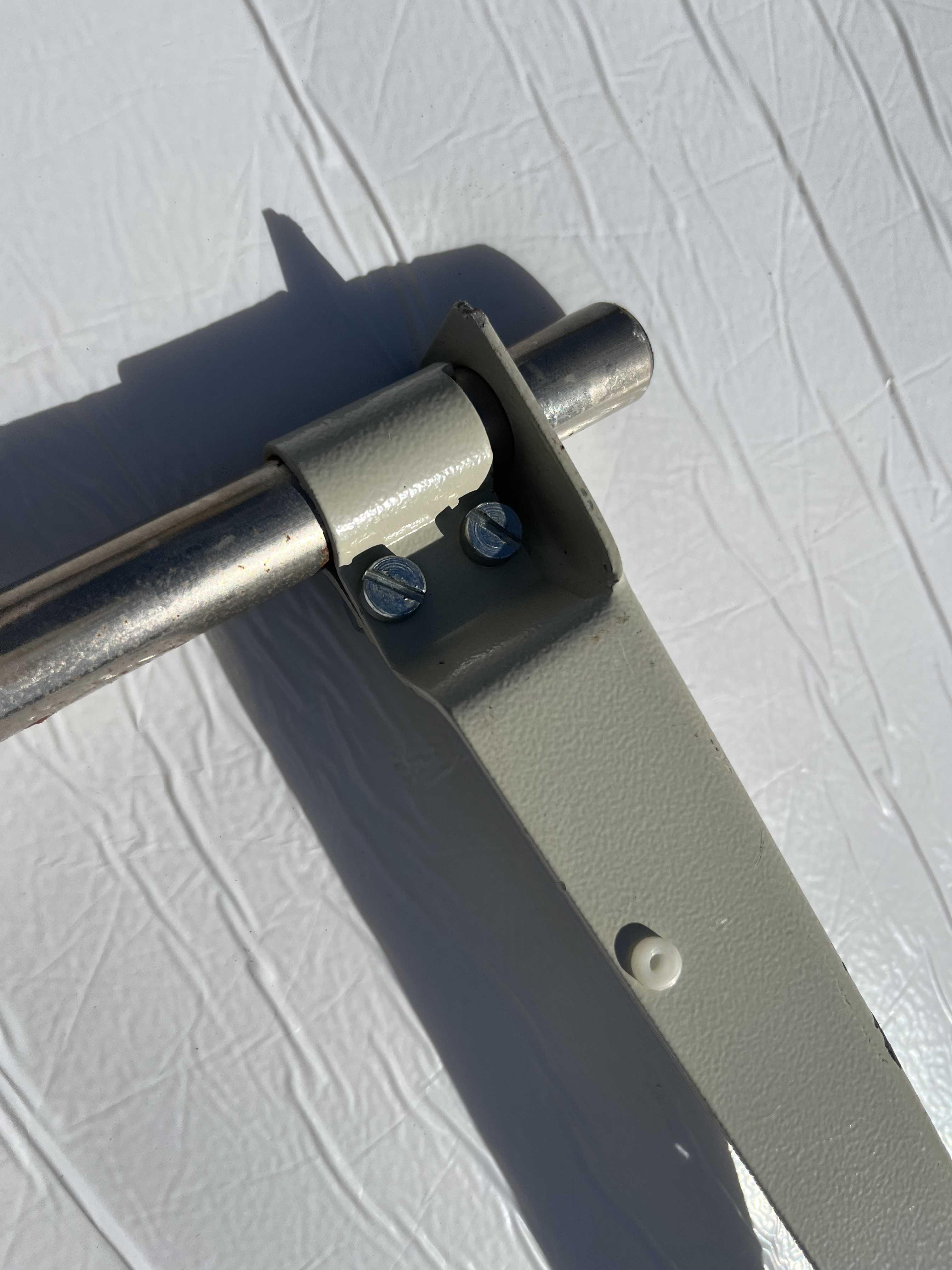 V6 PFAFF Asta porta filo 3 rocchetti 100% Metallo in vendita - foto 12