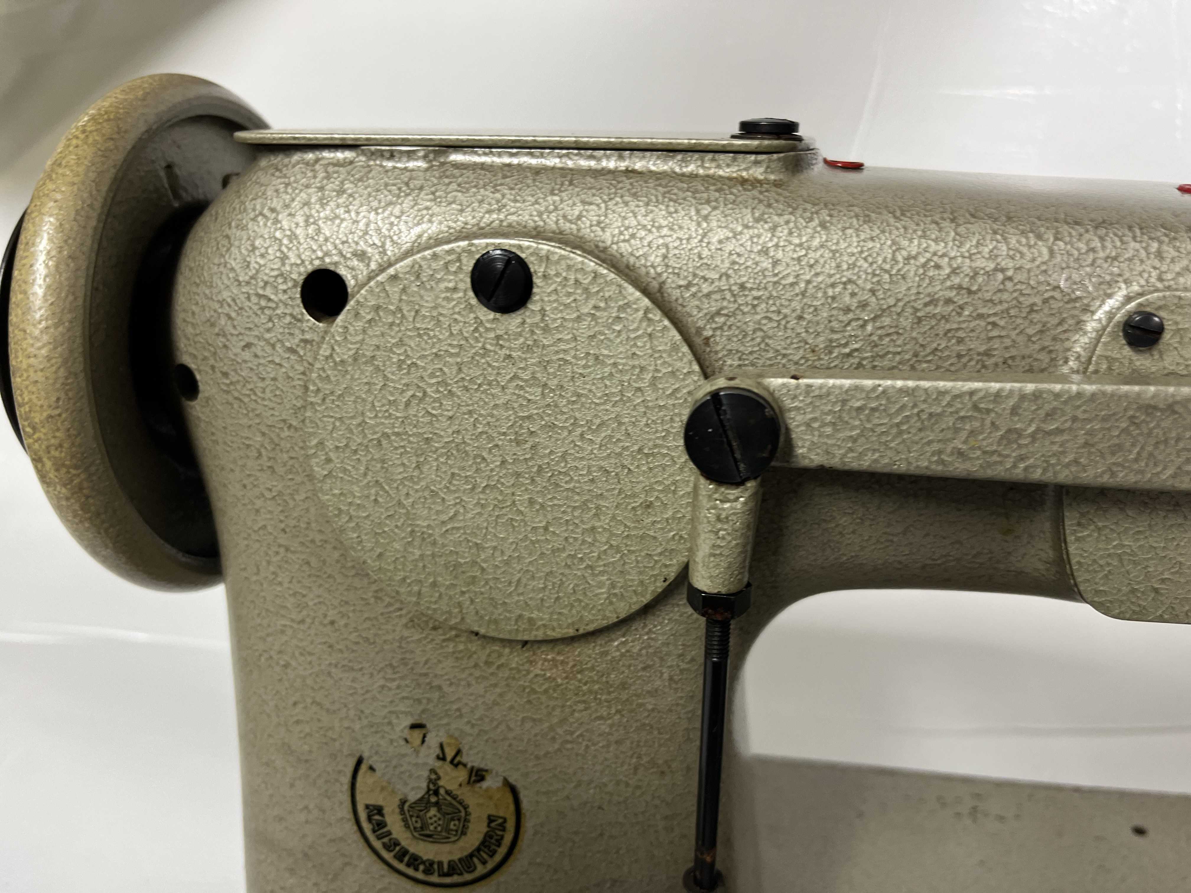 PFAFF 138 zig zag  Like New Conditions  in vendita - foto 11