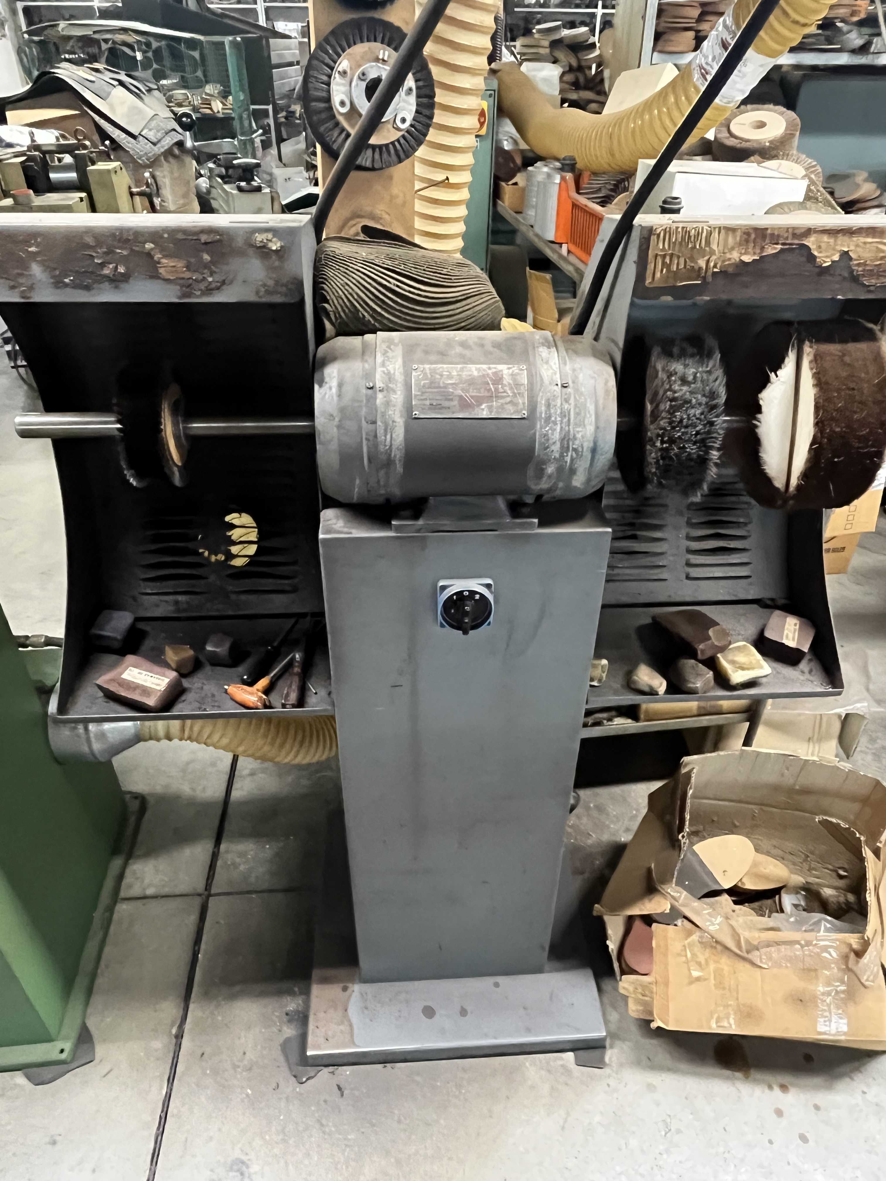 MR6 Spazzola smerigliatrice per suola – 2 VELOCITA in vendita - foto 4