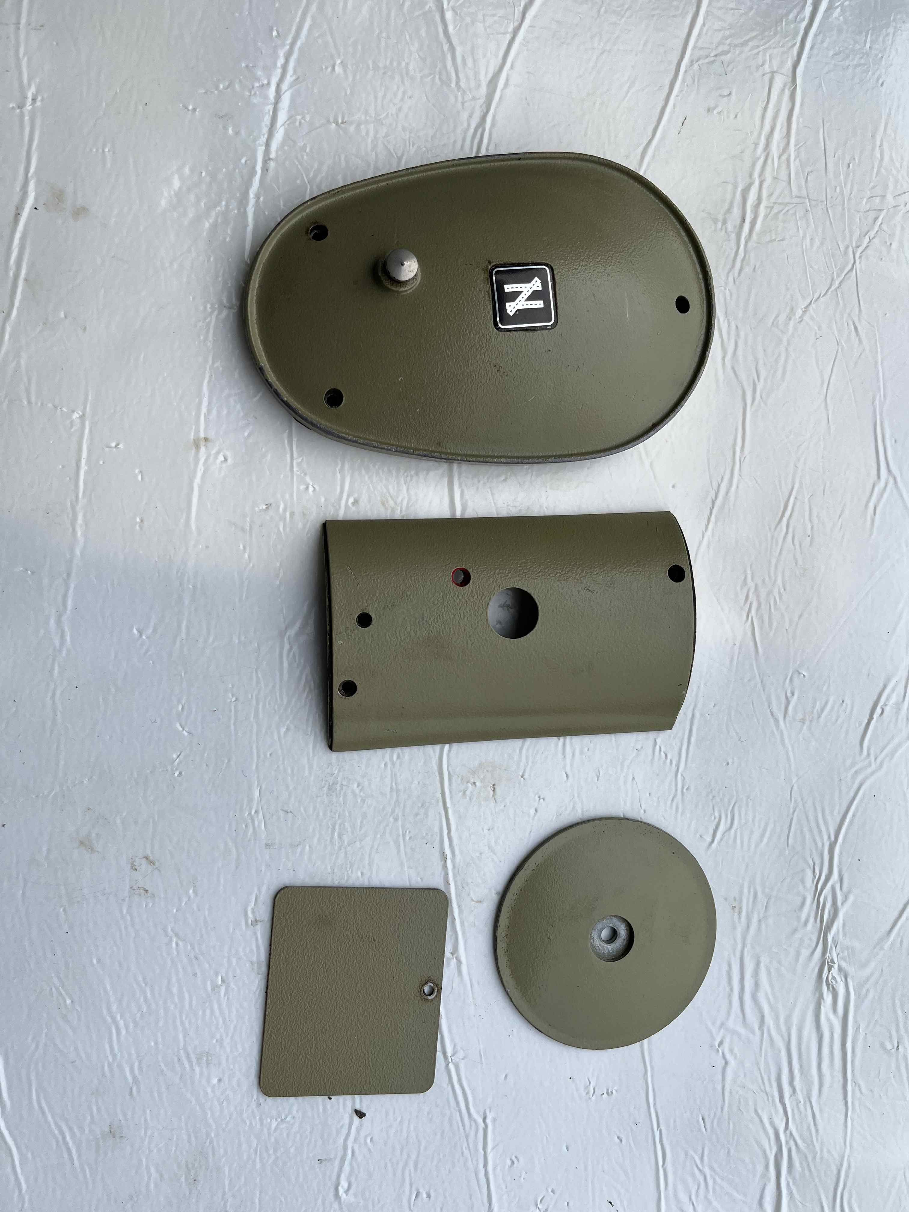 Necchi coperture tappi testa per serie 830; 831; 835 in vendita - foto 11