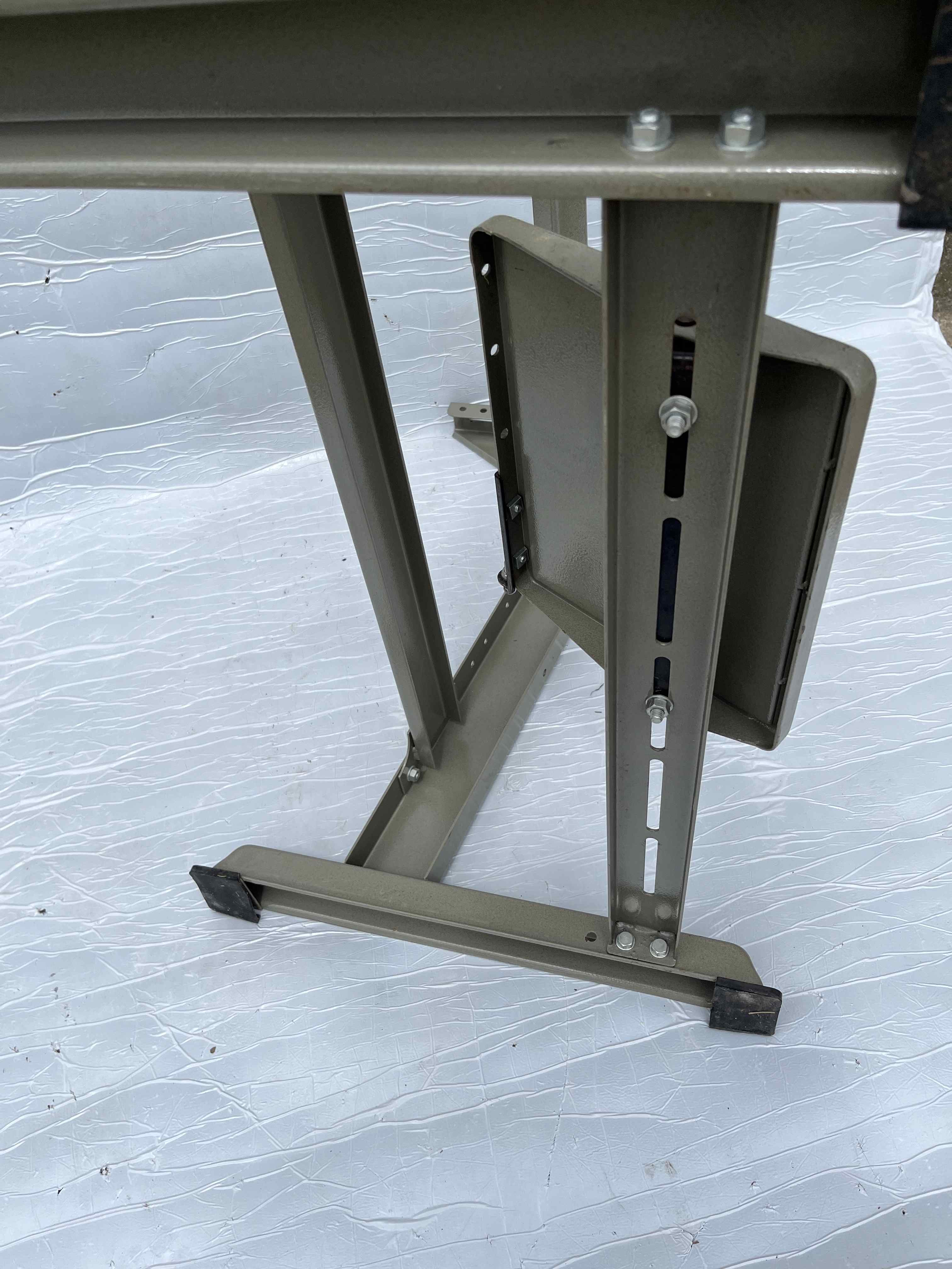 Pfaff tavolo completo macchina da cucire industriale in vendita - foto 3