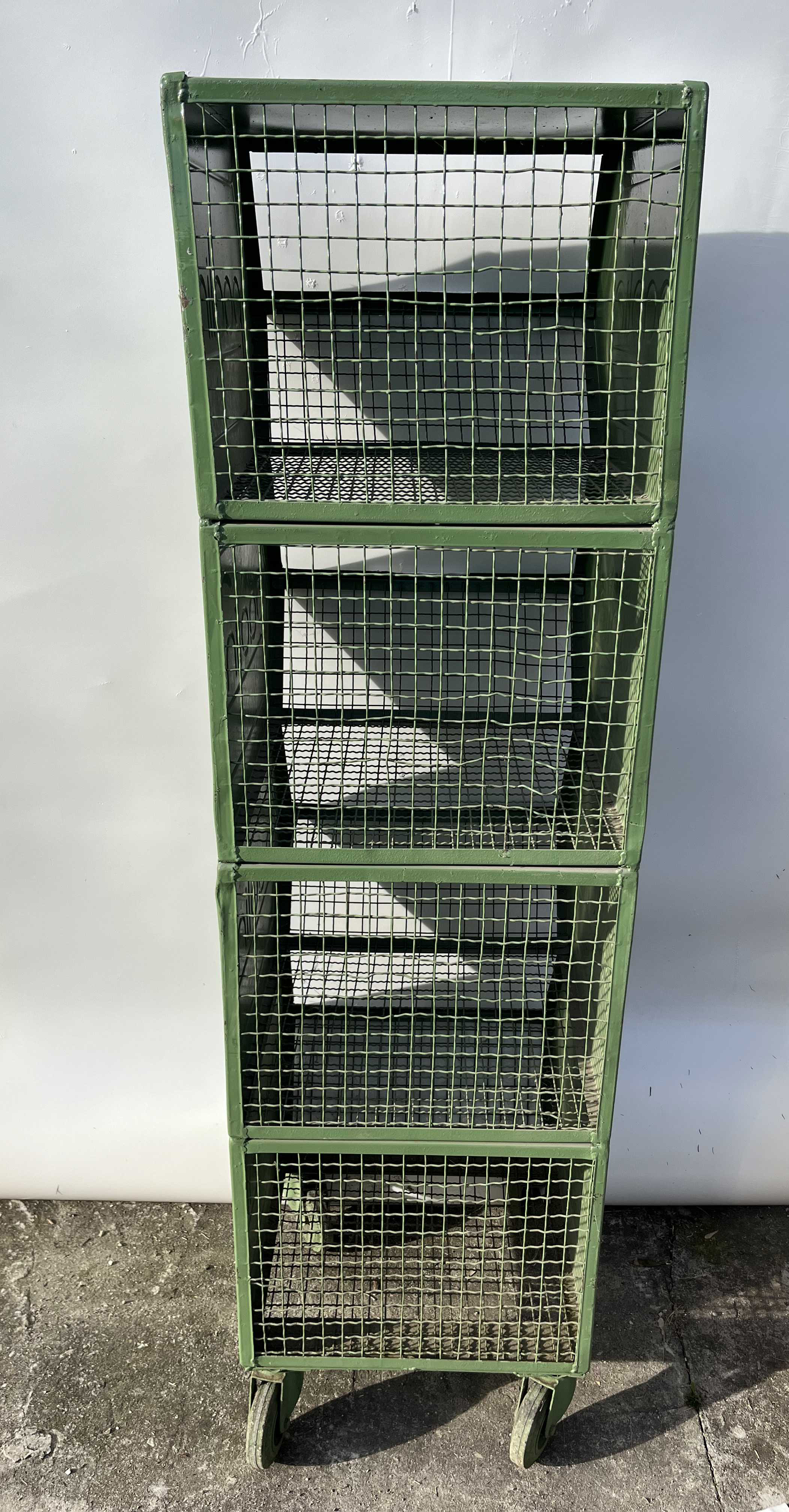 Scaffale porta forme calzaturifici idraulici con ruote in vendita - foto 10