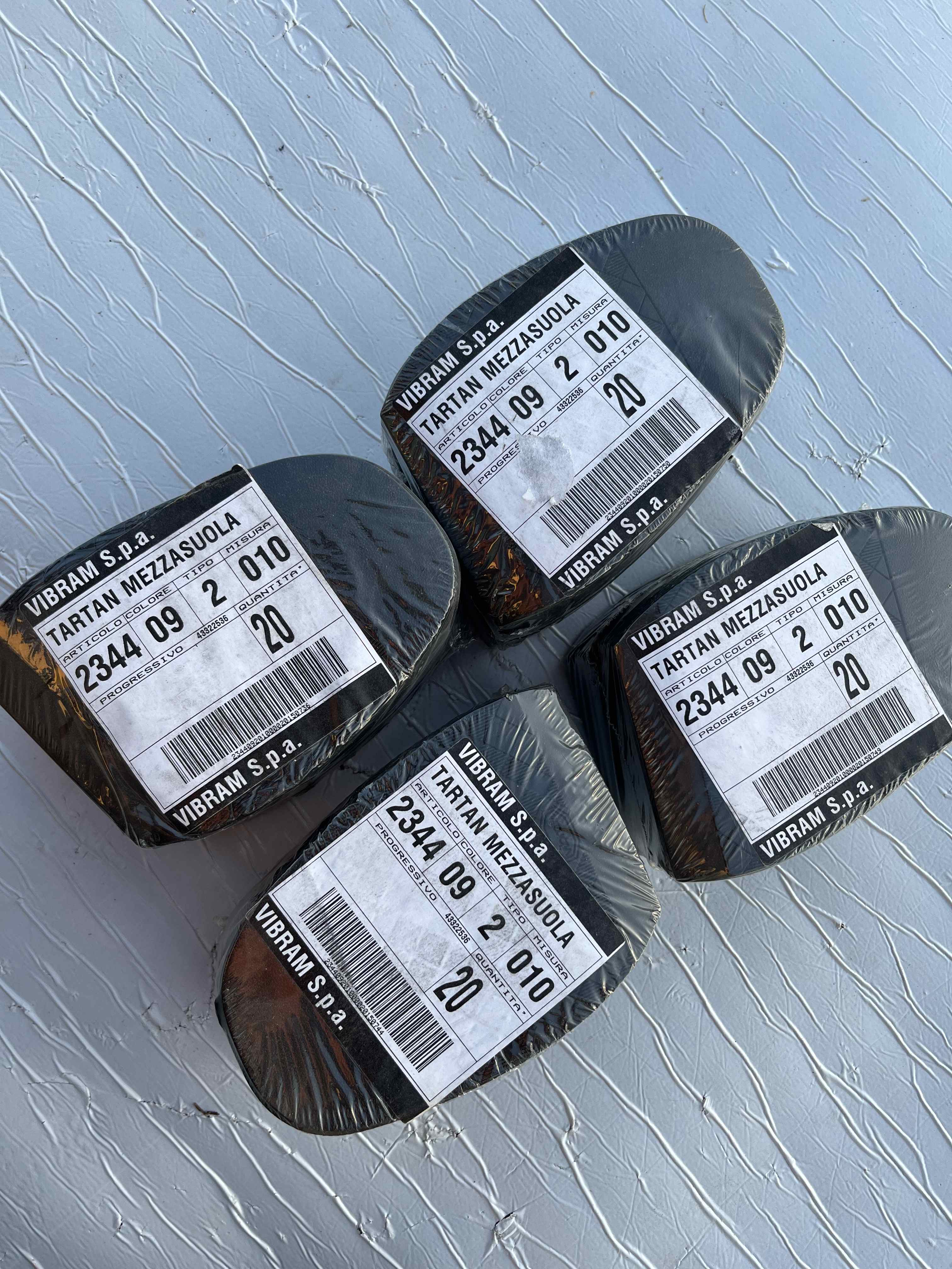 Stock Mezze suola in Gomma VIBRAM – PAIA 500  in vendita - foto 1