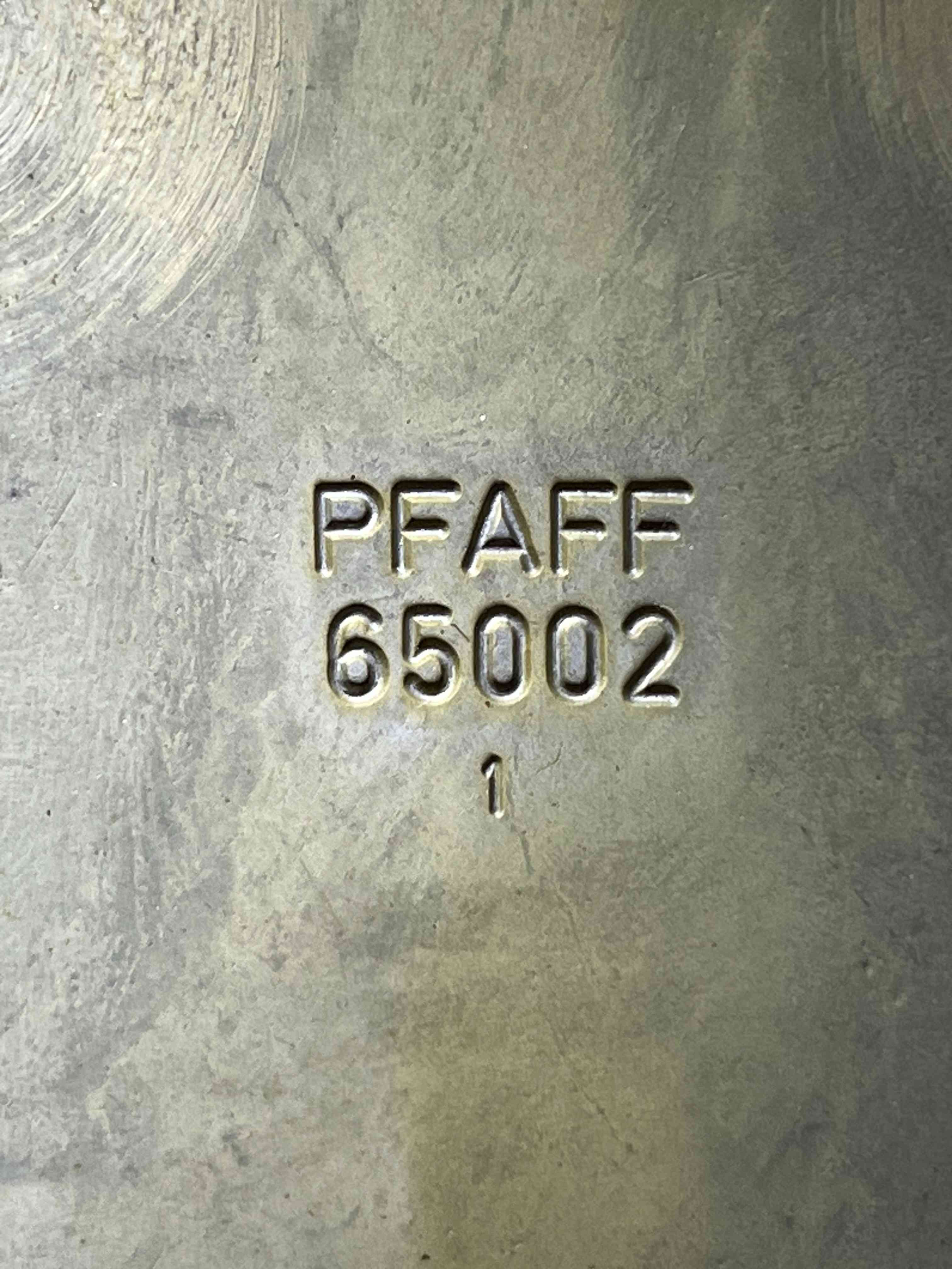 PFAFF 234 kit tappi testa macchina da cucire in vendita - foto 13