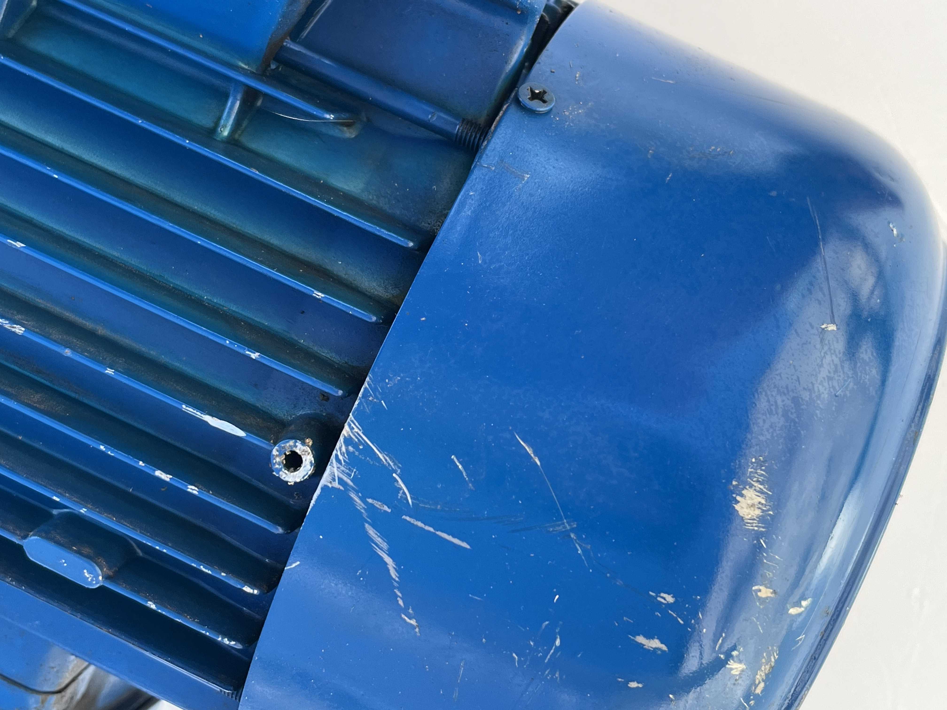 BINELLO Motore Asincrono Trifase 2 HP 2.800 giri in vendita - foto 2