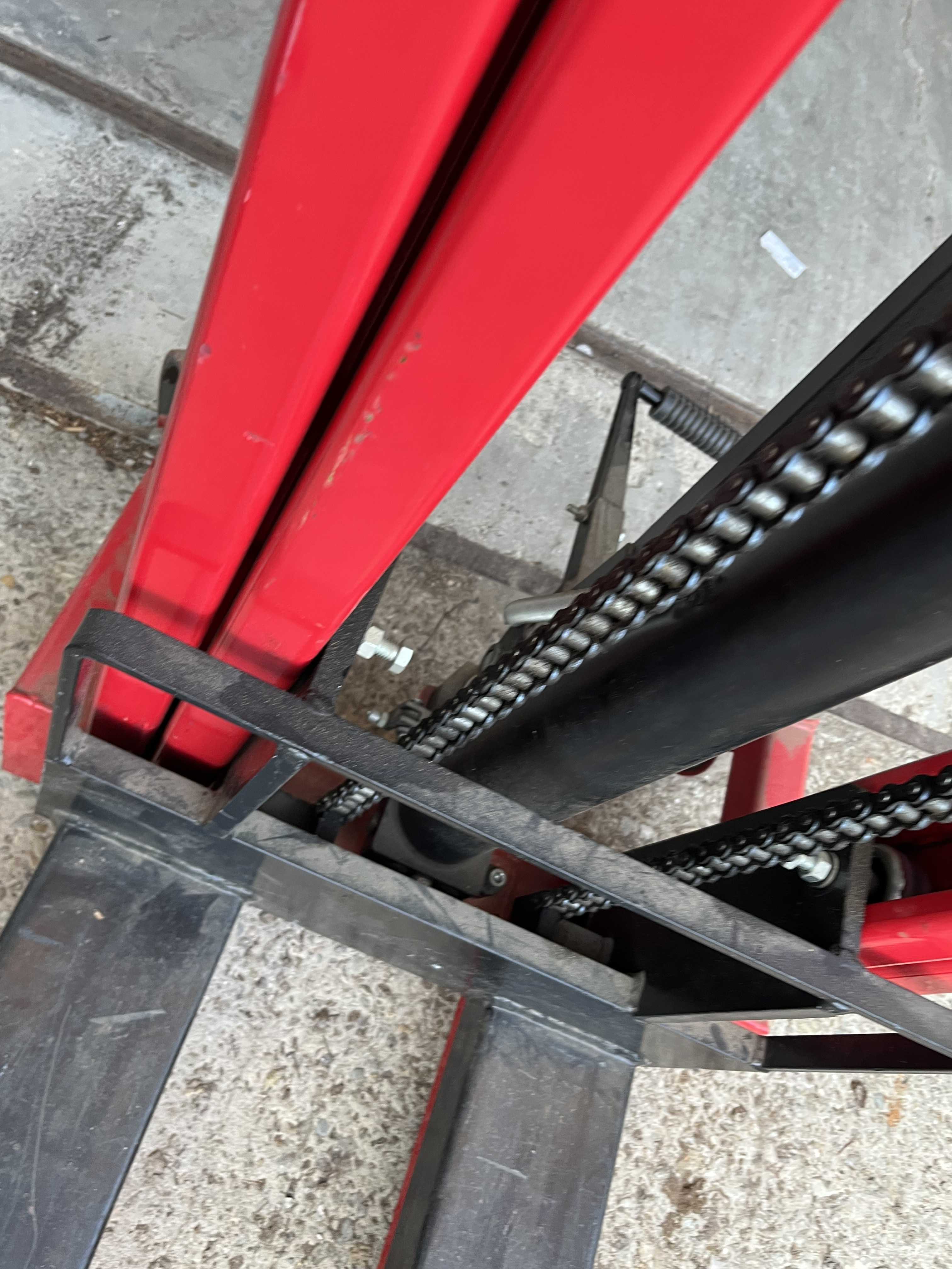 Carrello elevatore manuale – 1000 kg a 2500 mm in vendita - foto 4