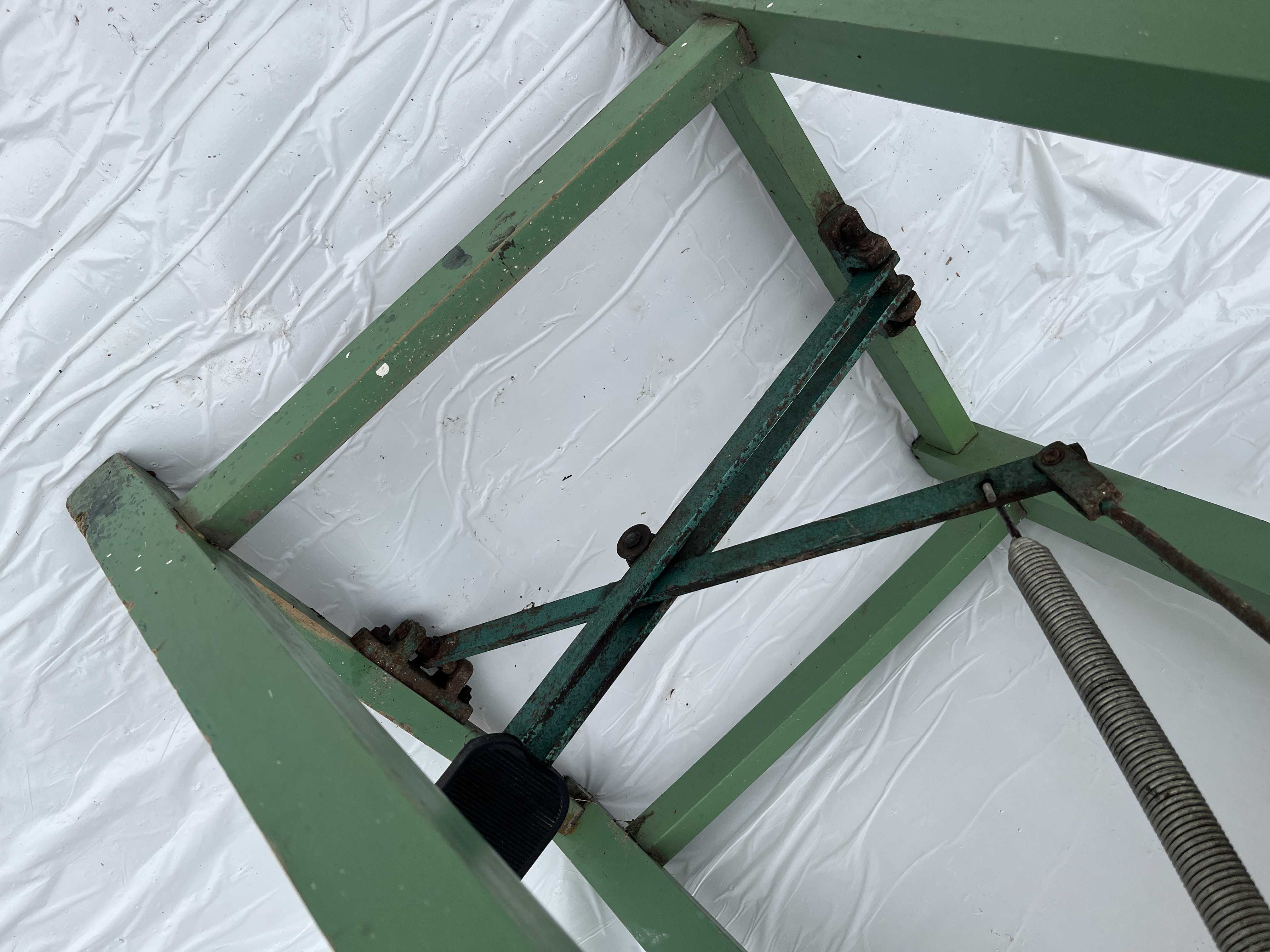 G13 Occhiellatrice a pedale in vendita - foto 7