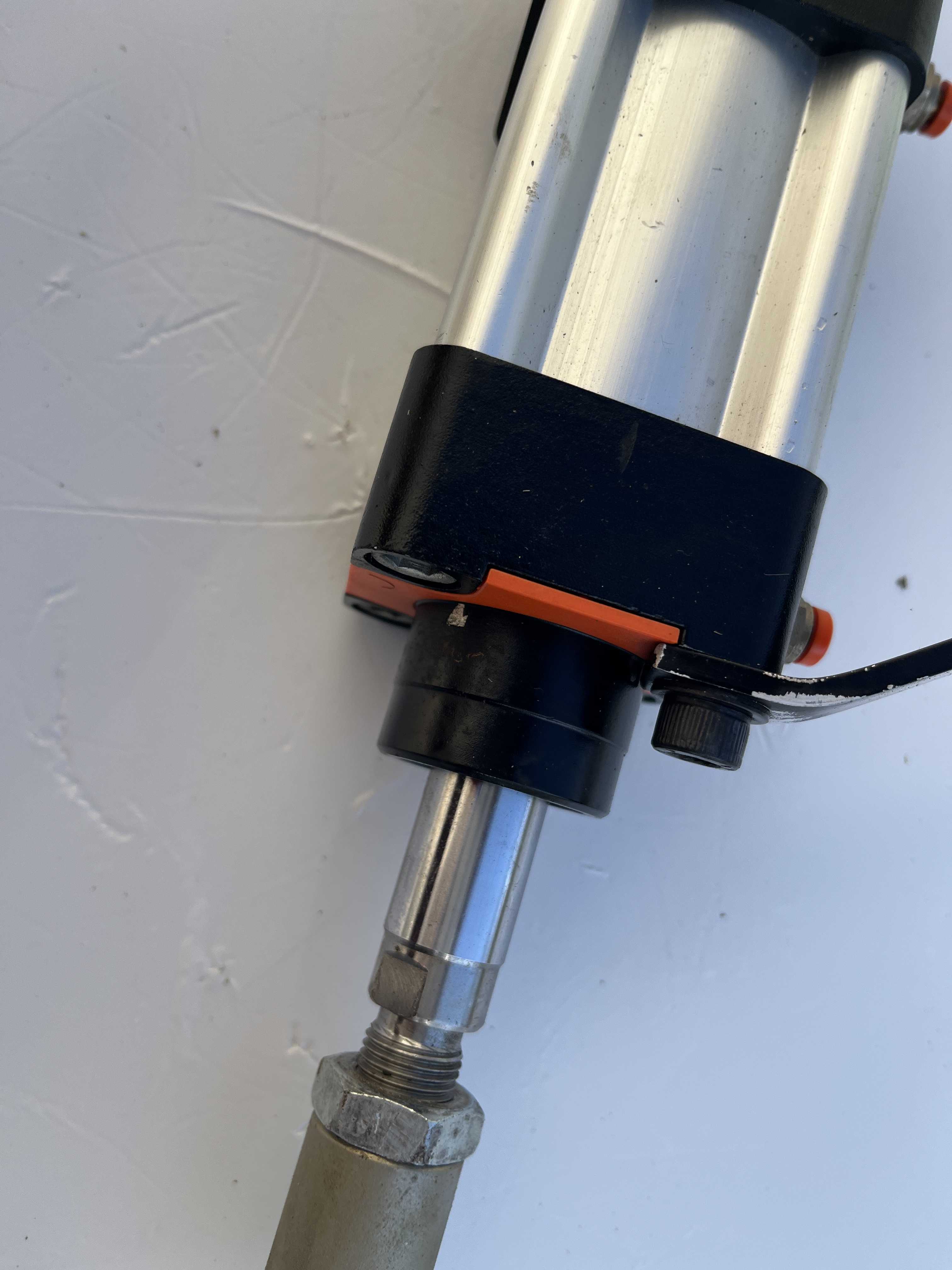 Cilindro pneumatico Metal Work ISO 6431-VDMA  in vendita - foto 2