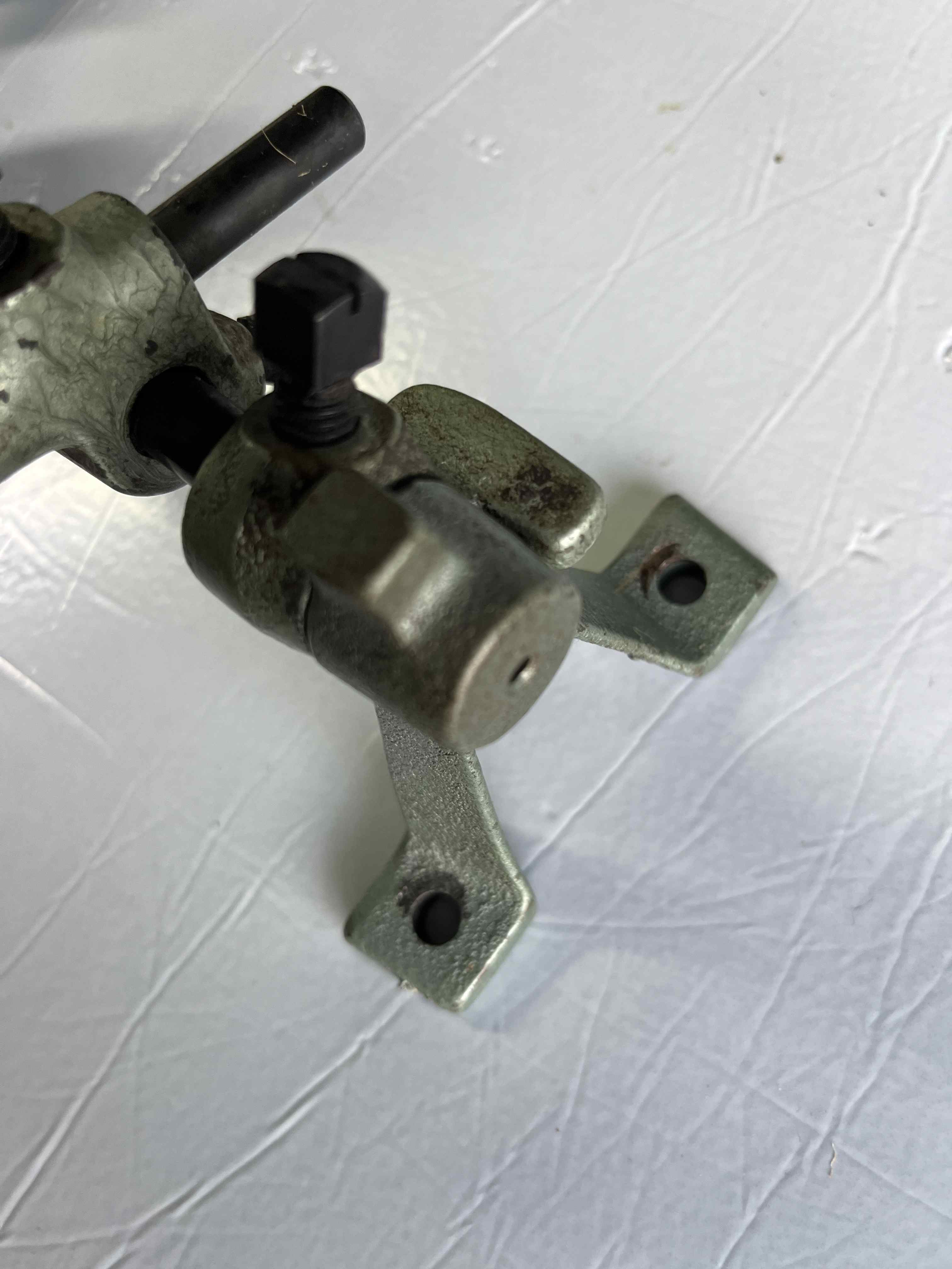 10 piedini per macchine da cucire zig zag Refrey in vendita - foto 14