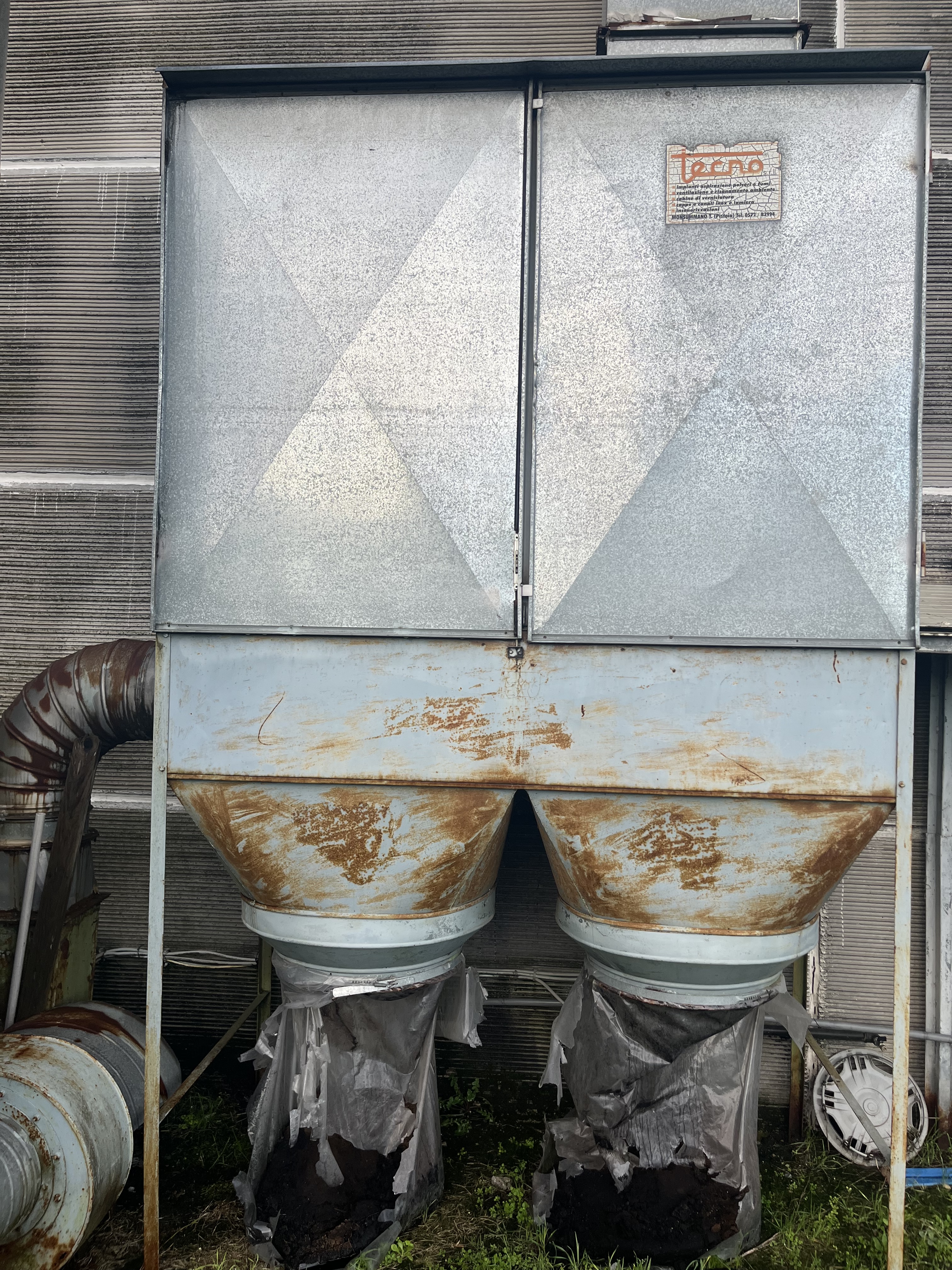 Aspiratore industriale a maniche per polveri - CV 5,5 in vendita - foto 3