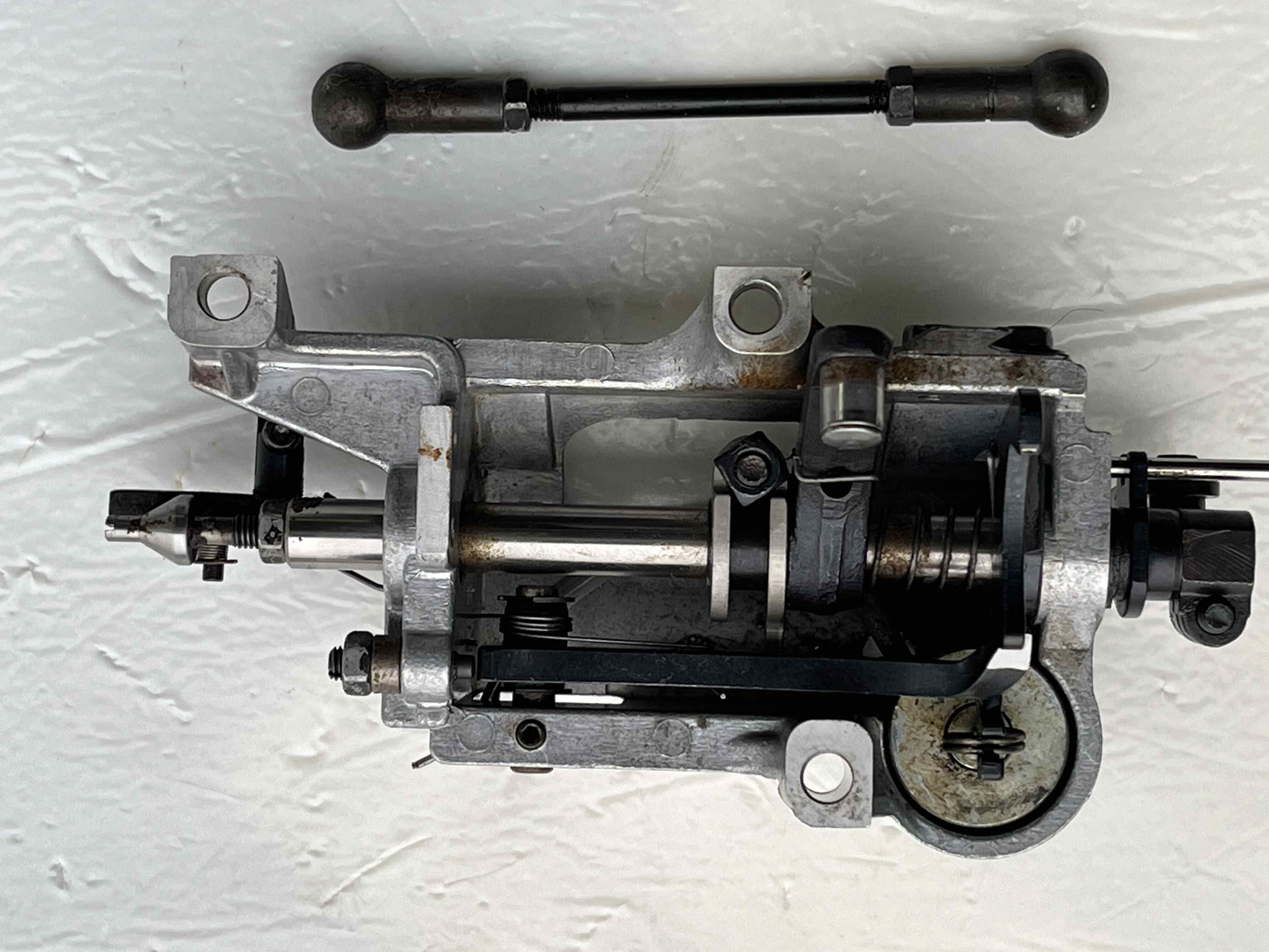 GR9 PFAFF 91-168-906-05 rasafilo macchine industriali in vendita - foto 10