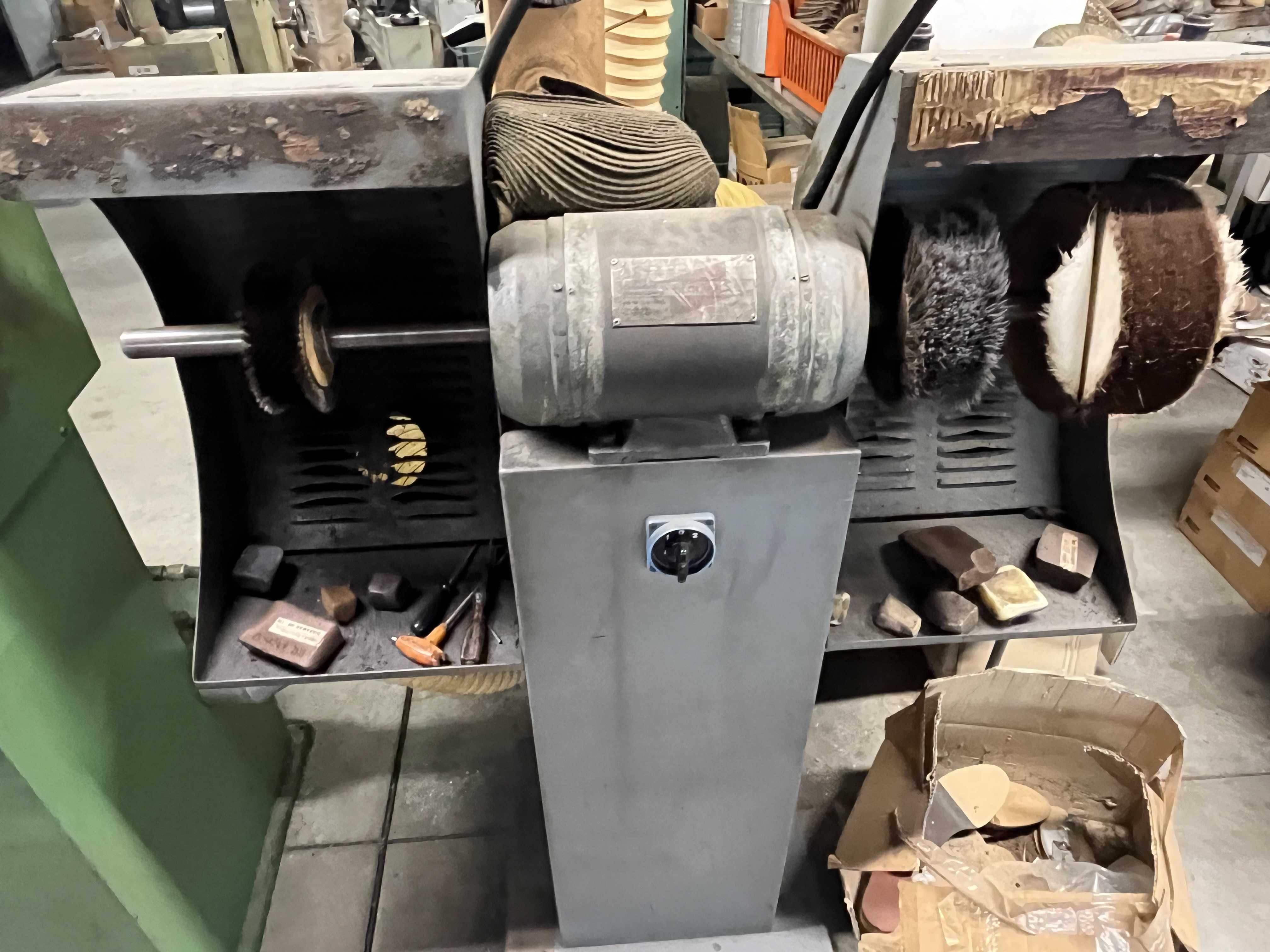 MR6 Spazzola smerigliatrice per suola – 2 VELOCITA in vendita - foto 1