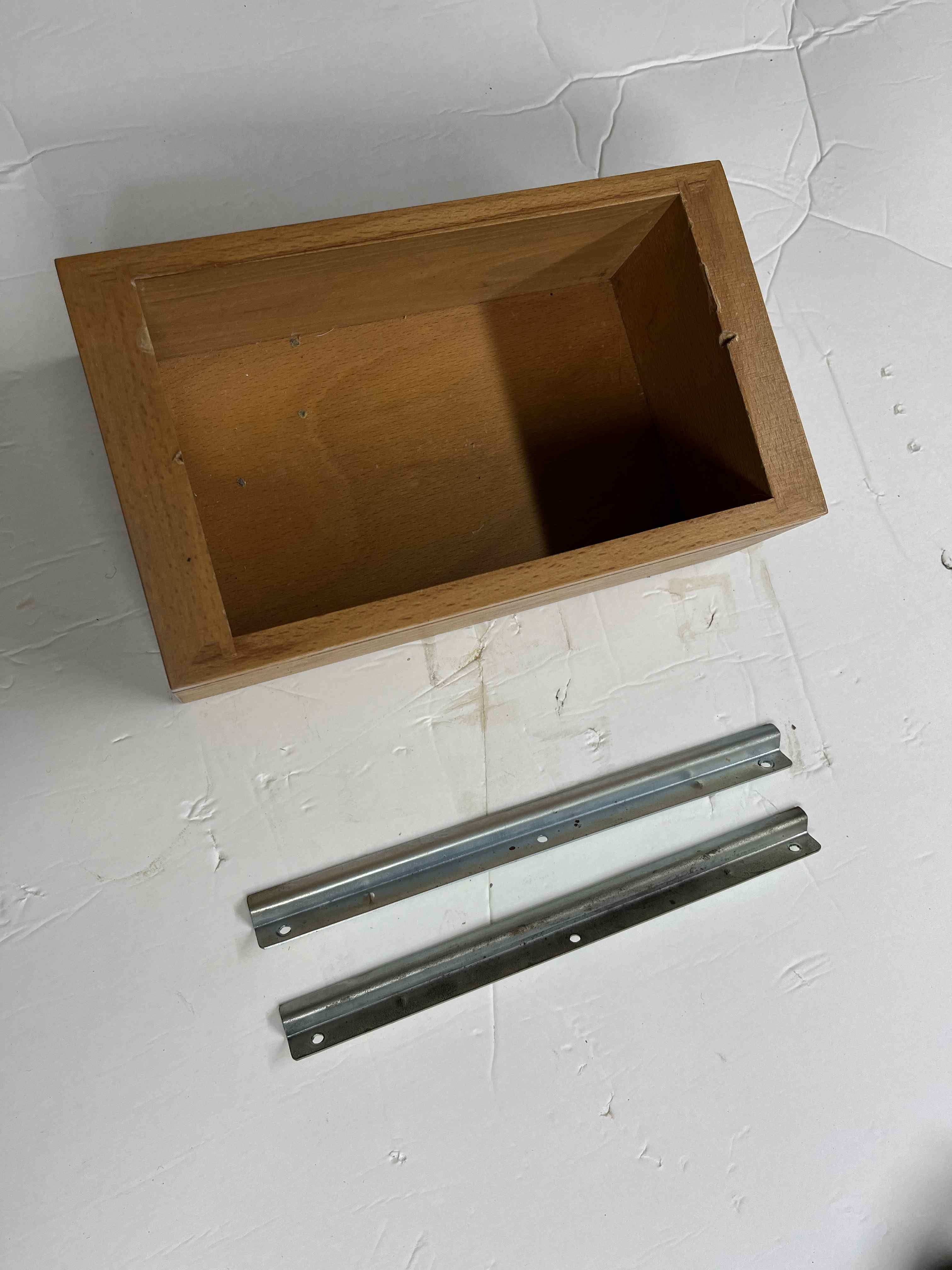 Cassetto in legno e guide per macchina da cucire  in vendita - foto 7