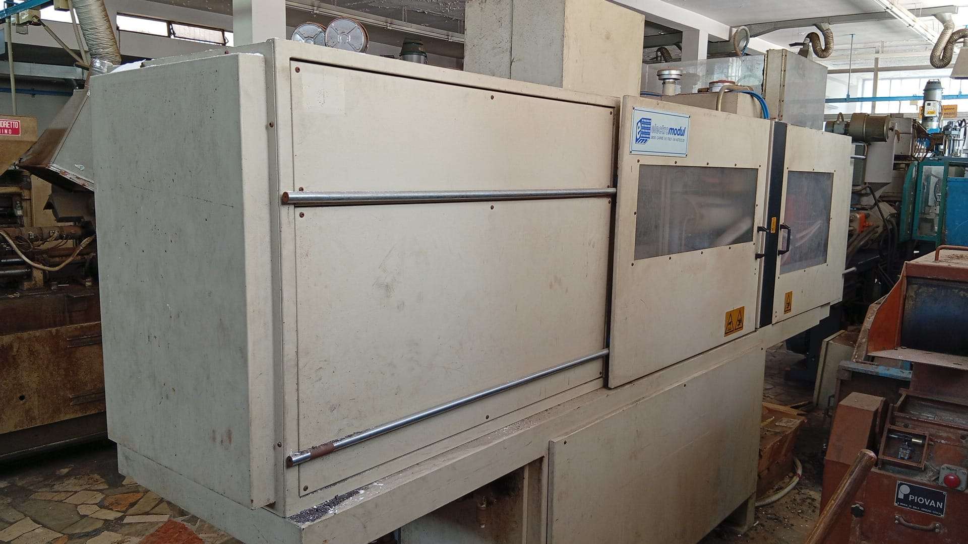 Pressa a Iniezione bicomponente T98-B in vendita - foto 7