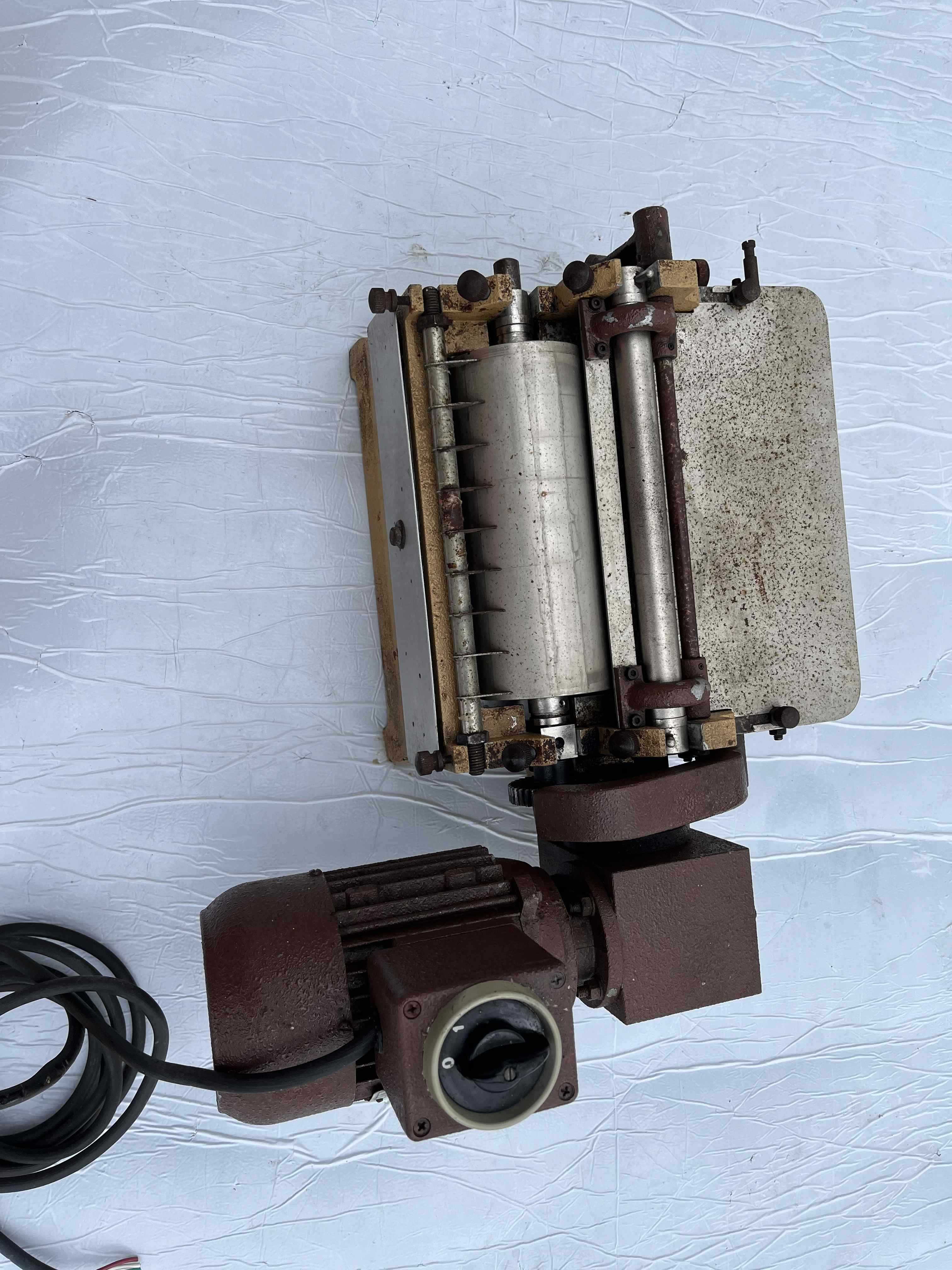 MS3 Macchina latticiatrice per soletti da banco in vendita - foto 1