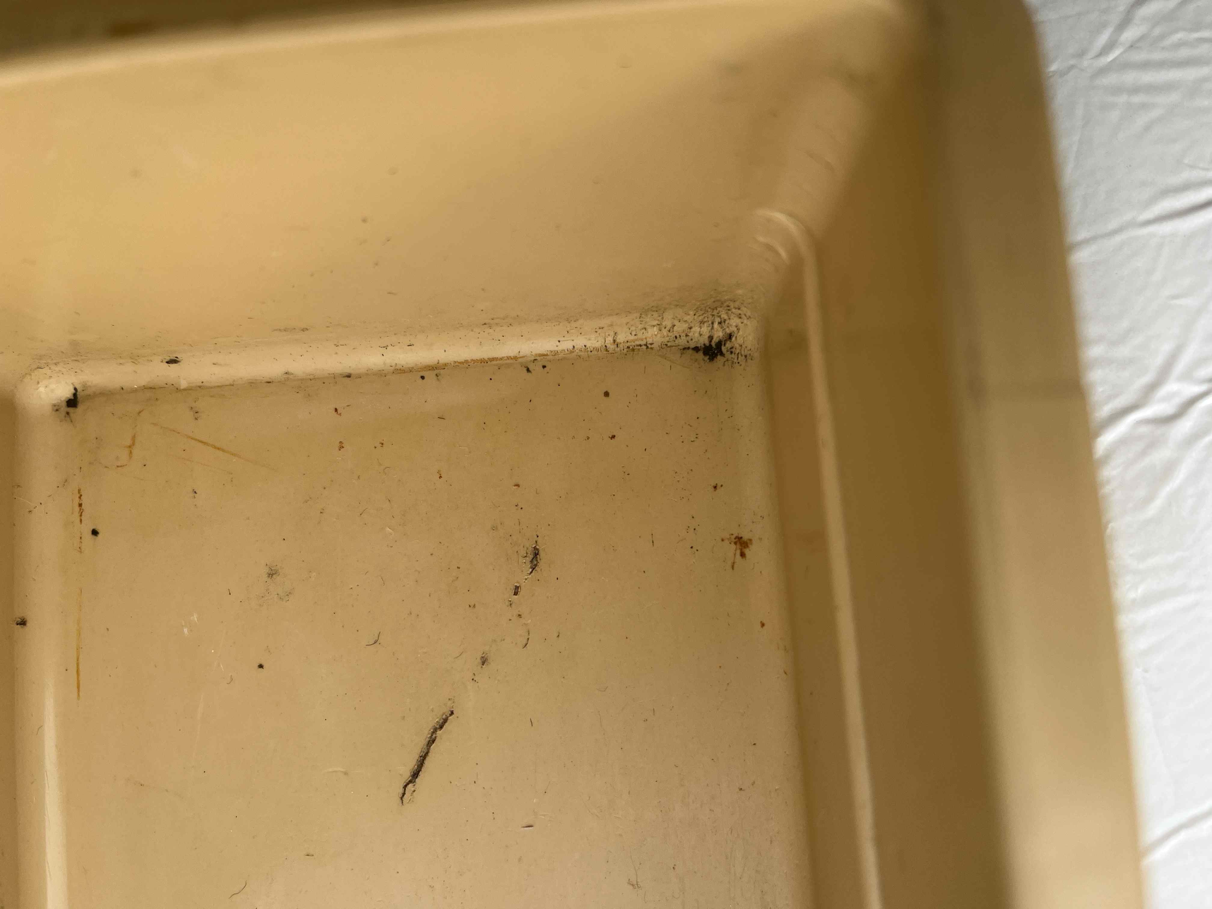 Cassetto in plastica per tavolo macchina da cucire  in vendita - foto 8