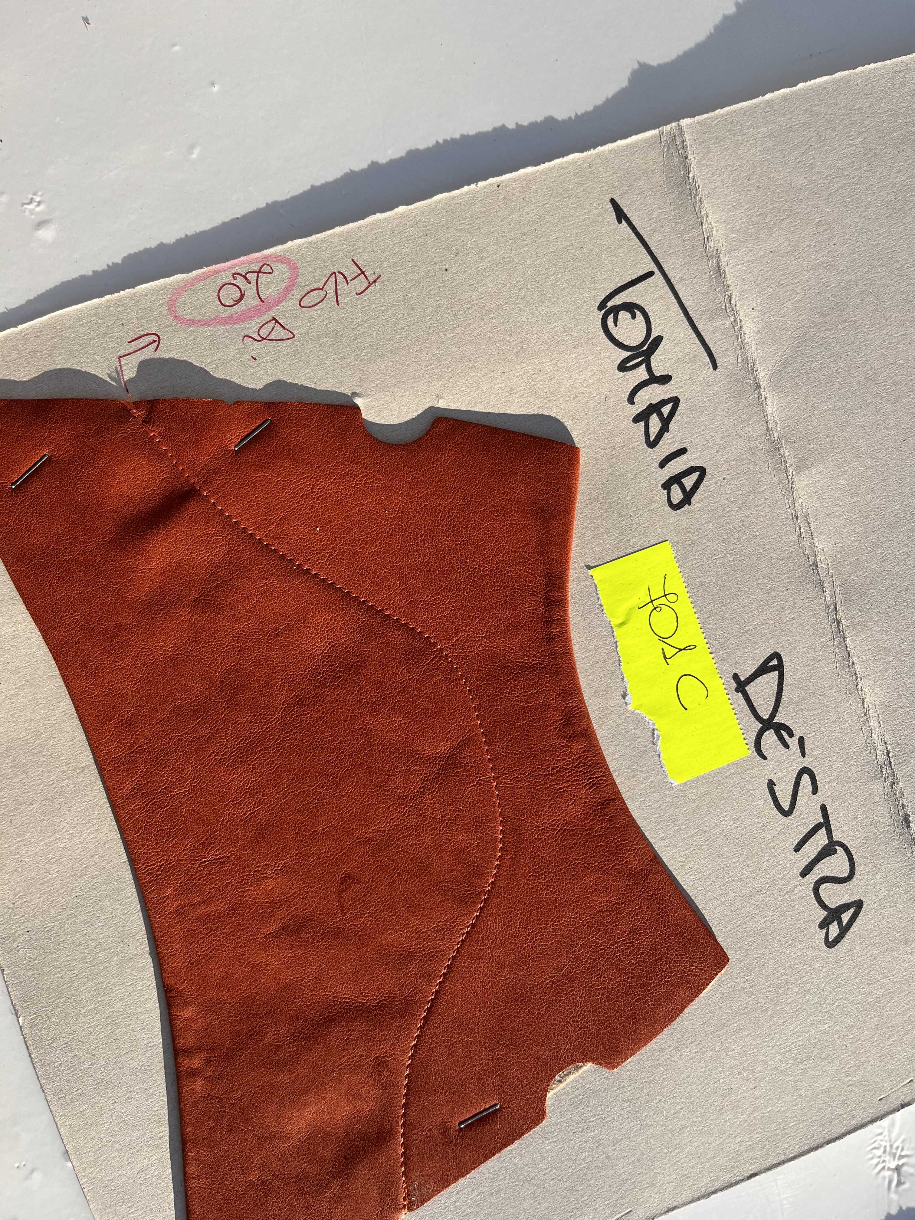 V0 Fustelle taglio ciabatte donna dal 36 al 41 in vendita - foto 9