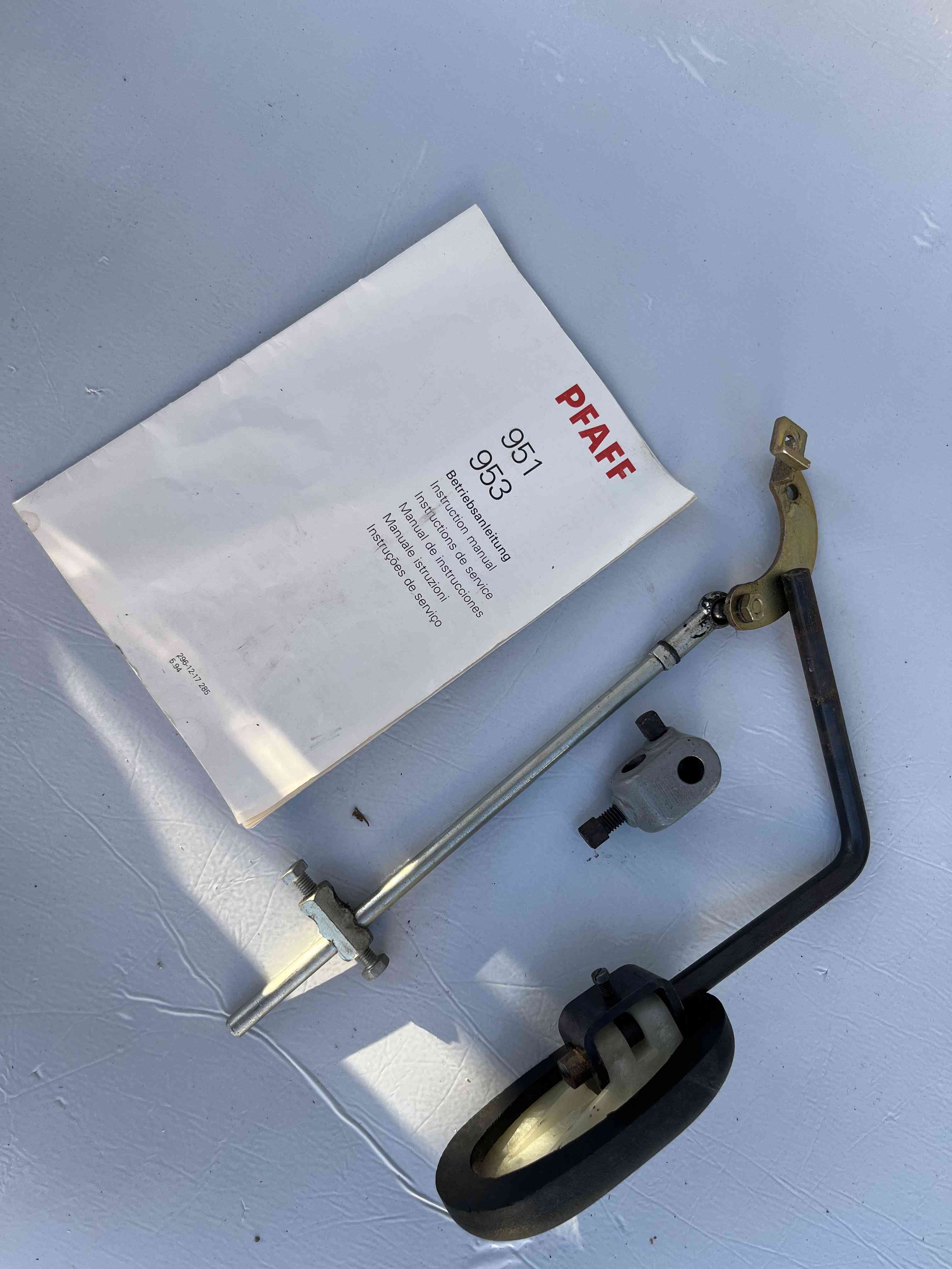PFAFF 953 Macchina cucire lineare rasafilo in vendita - foto 4