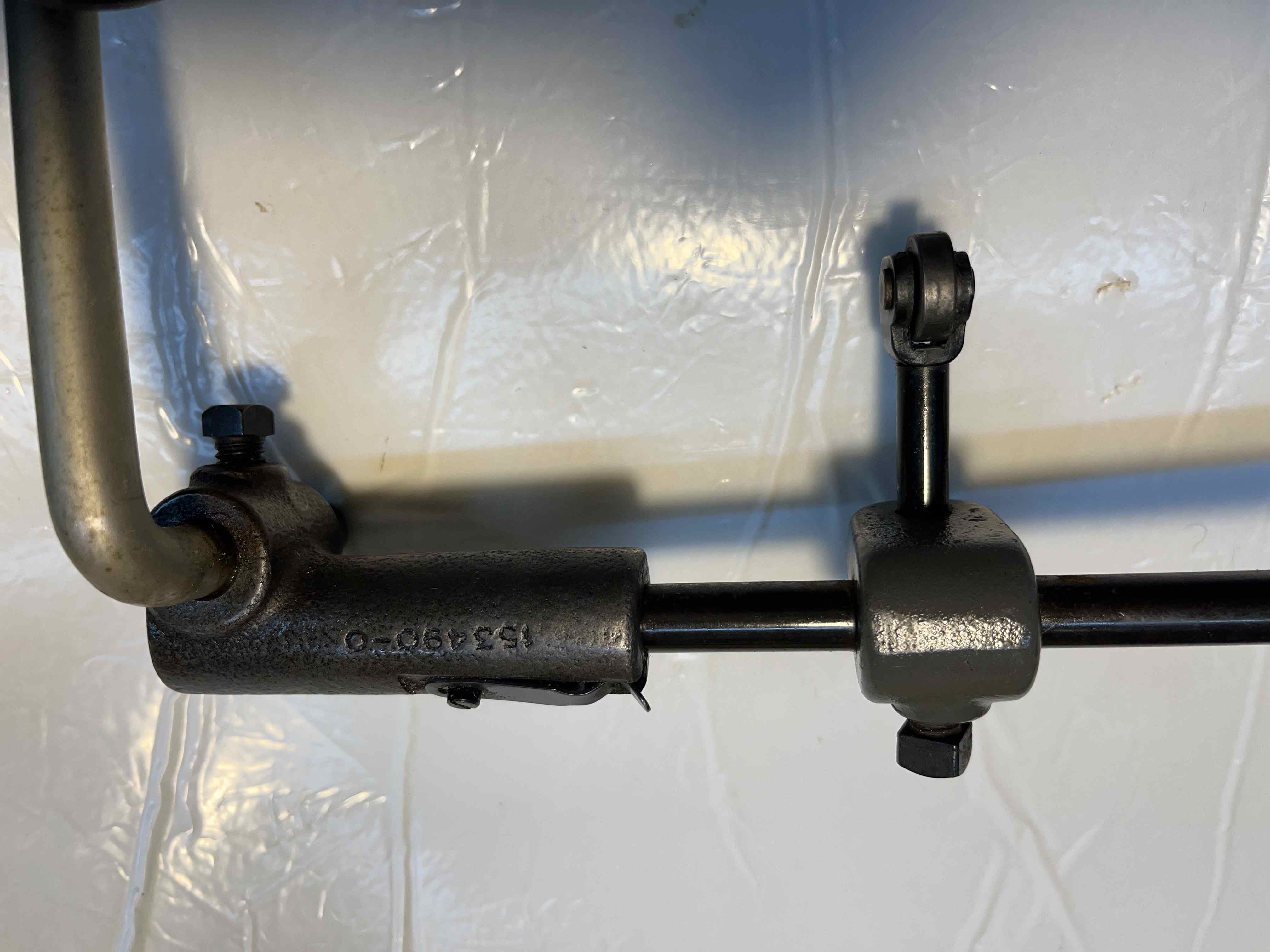 ST8 Alza piedino a leva per macchine da cucire in vendita - foto 9