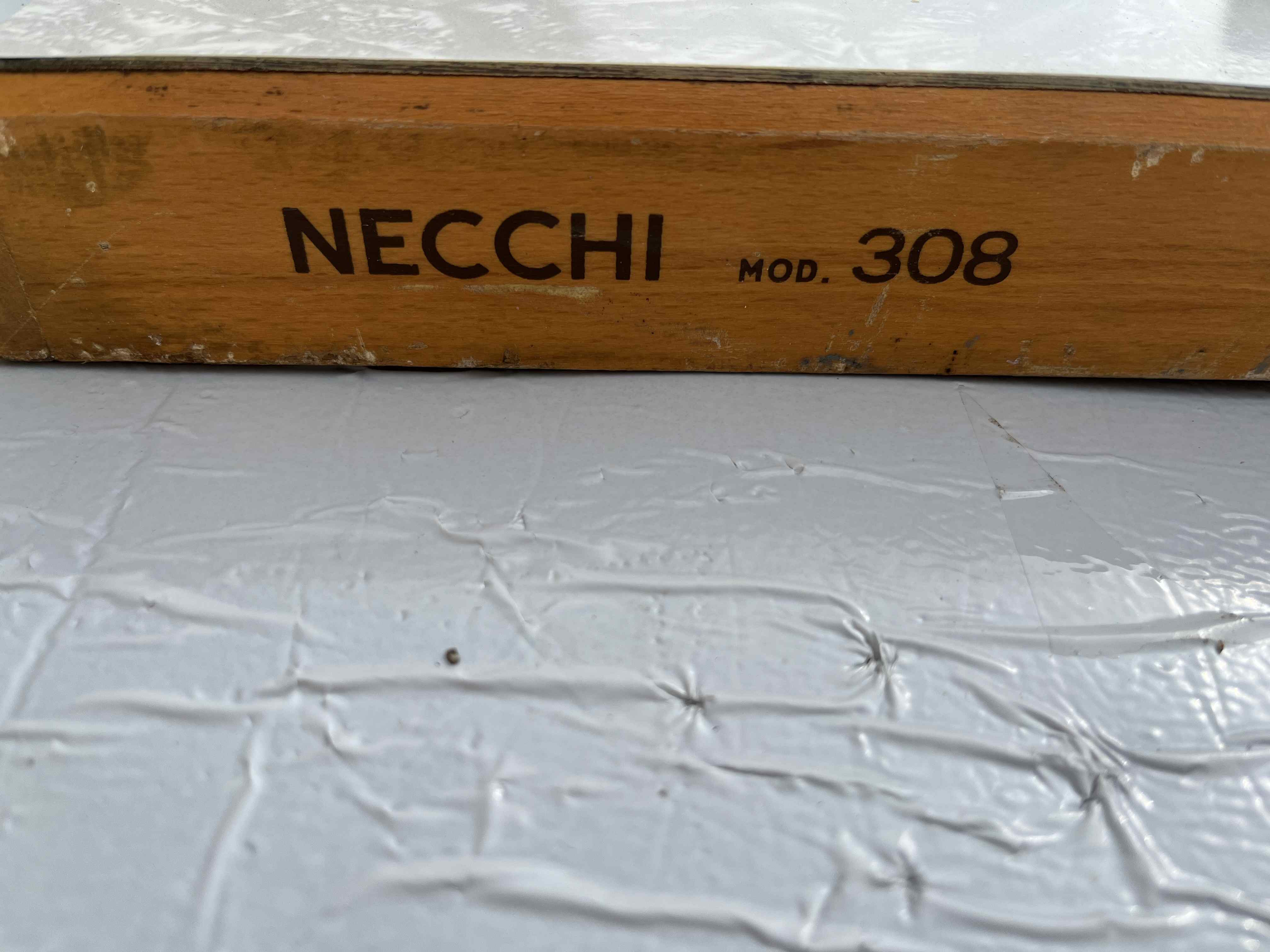 Necchi 308 tavola macchina da cucire industriale in vendita - foto 2