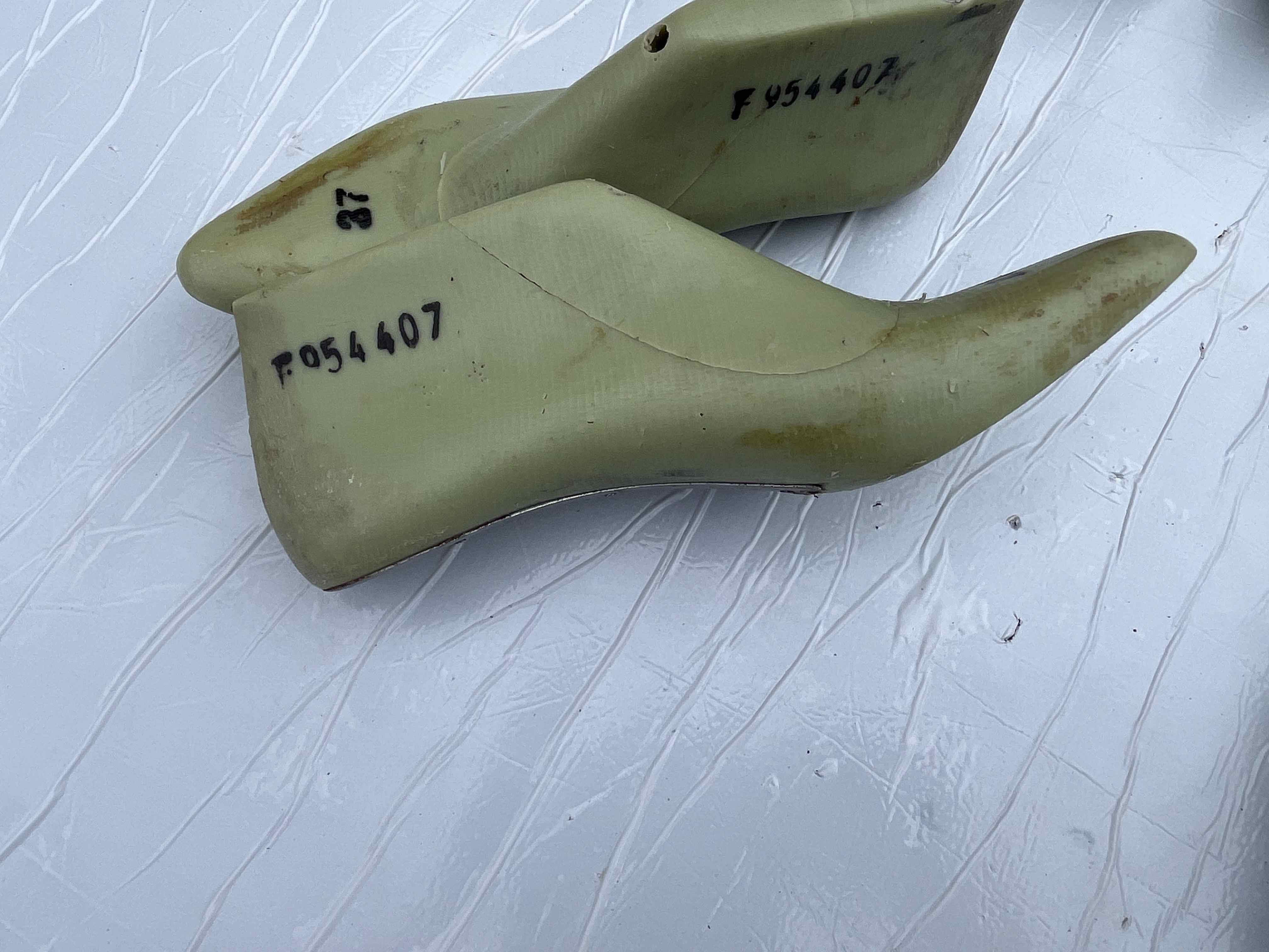 Forme calzolaio dècolletè punta sfilata dal 35 al 40 in vendita - foto 3