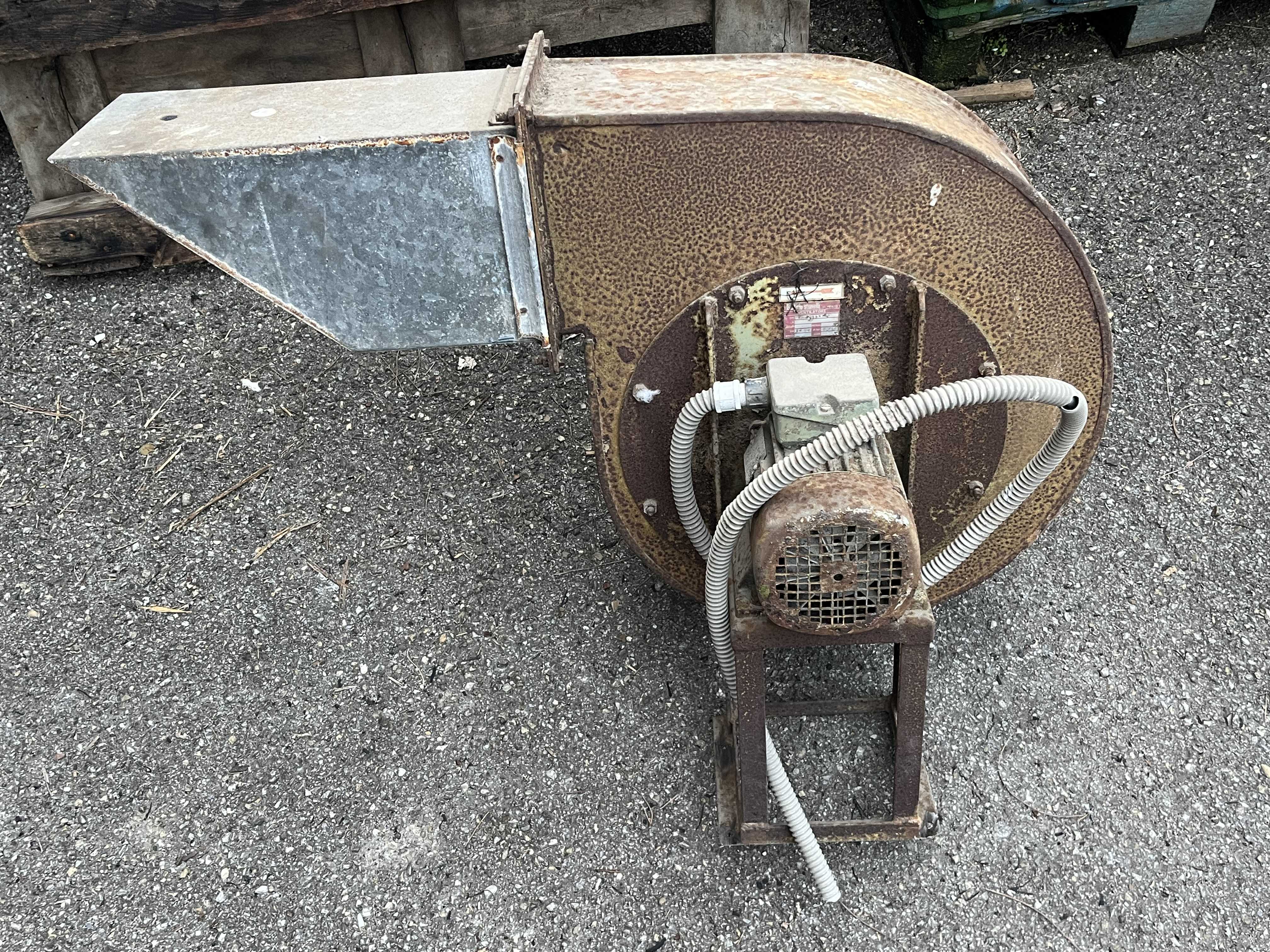 Girante e motore da 0,75 Hp per impianto aspirazione in vendita - foto 1