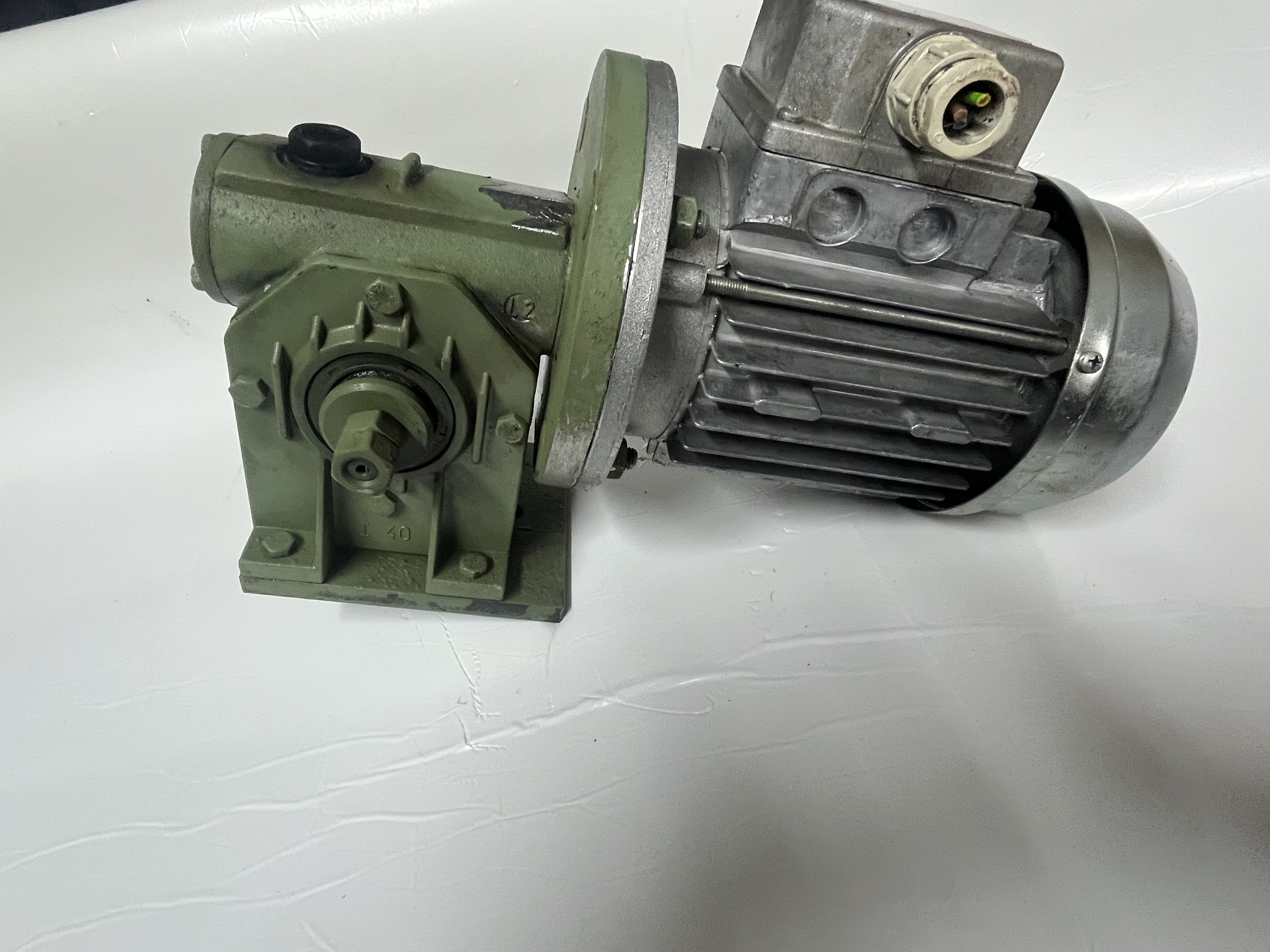 Motoriduttore HP 0,25 – 20:1 1400 giri in vendita - foto 9