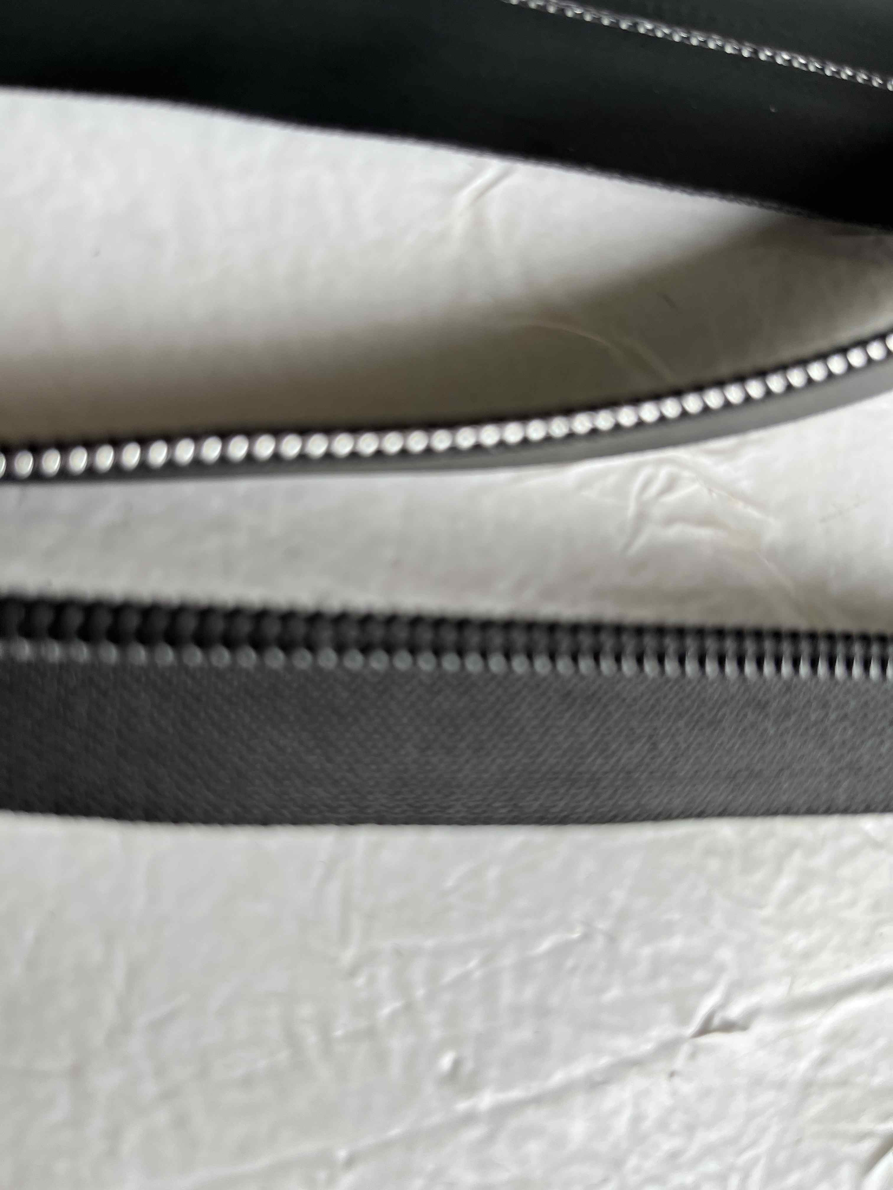 stock Cerniere lampo in metallo da 25 cm colore nero  in vendita - foto 3