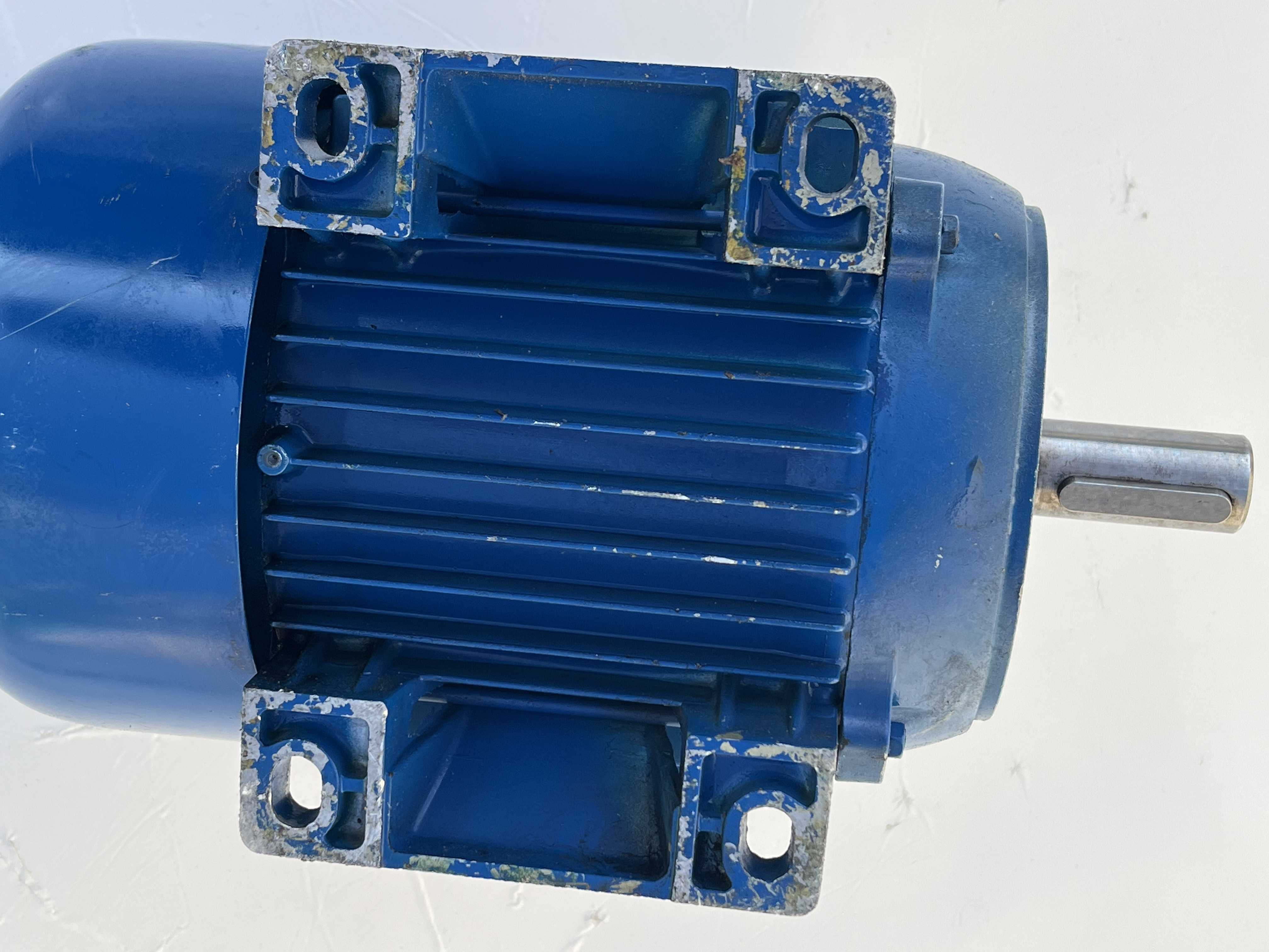 BINELLO Motore Asincrono Trifase 2 HP 2.800 giri in vendita - foto 8