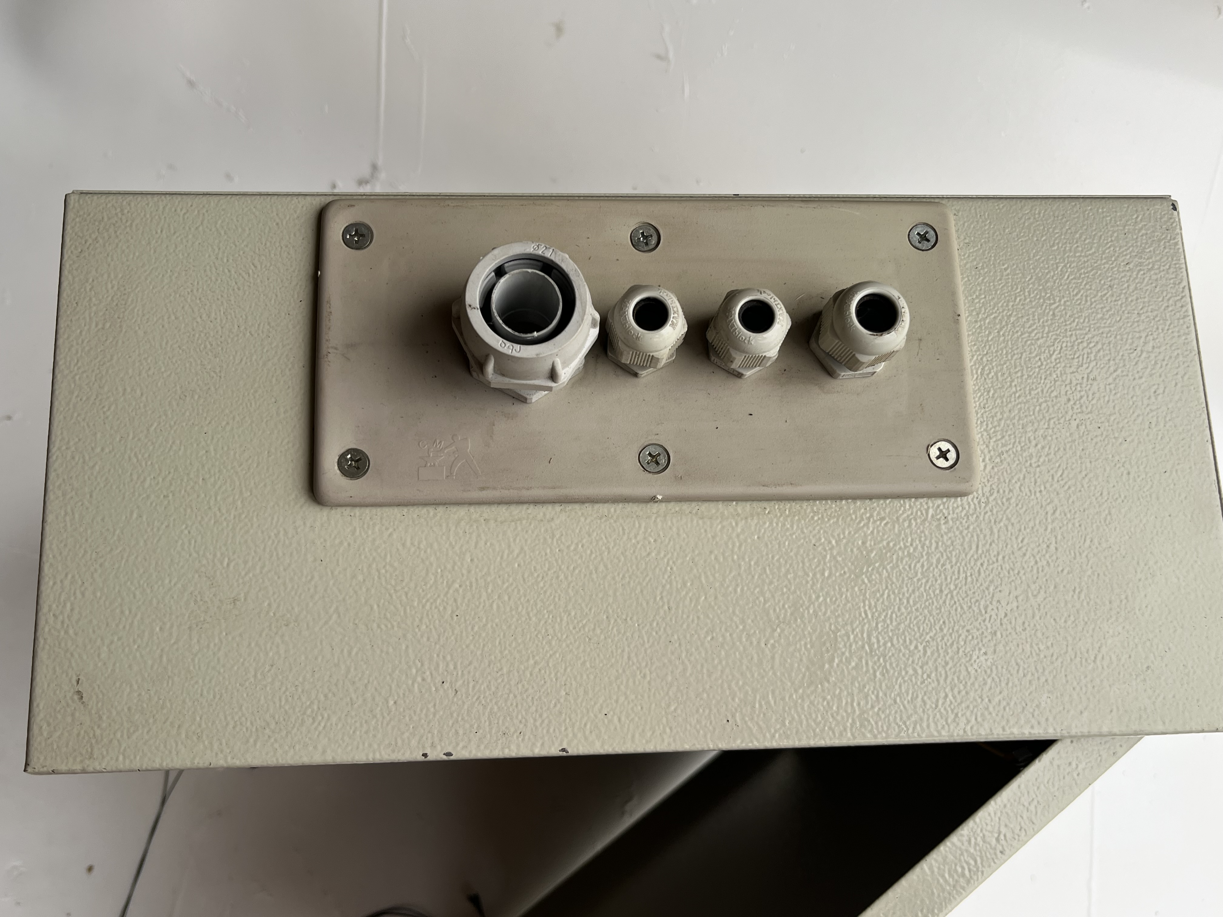 Cassetta in metallo per Quadri Elettrici 47x37x18  in vendita - foto 7