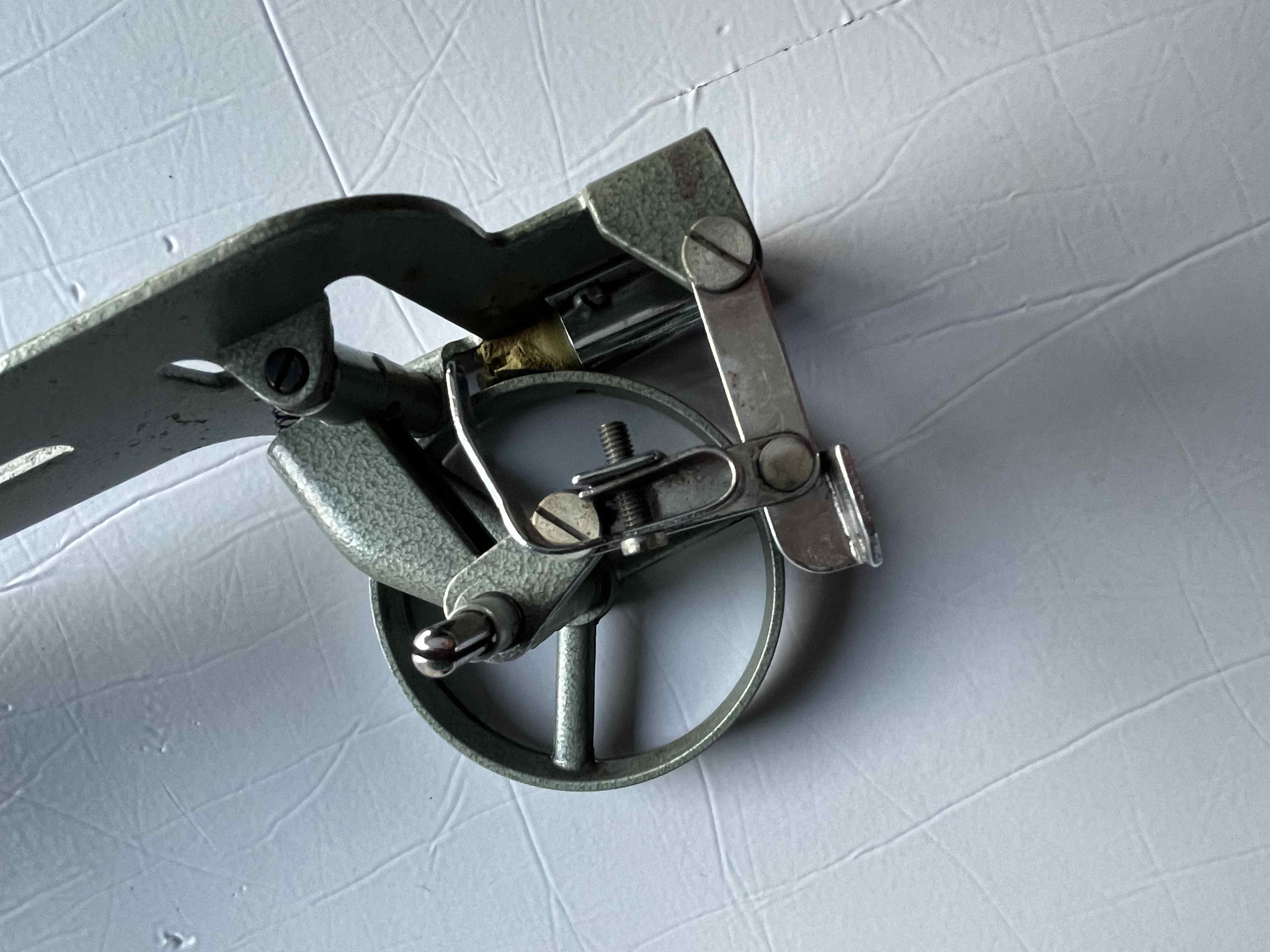 Refrey avvolgitore automatico spolina macchina cucire in vendita - foto 13