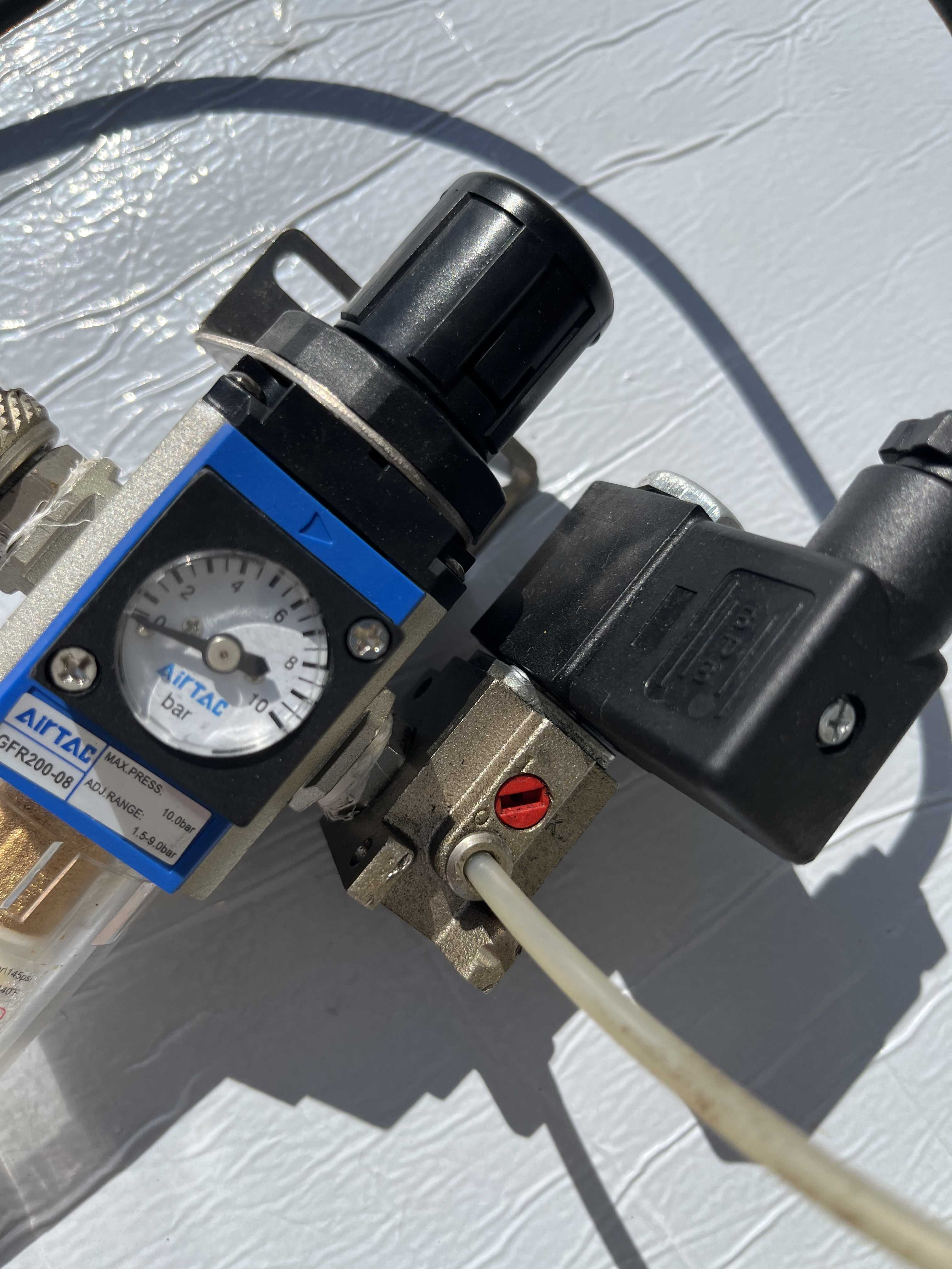 Trasformazione Pneumatica Alzapiedino Macchina cucire  in vendita - foto 3