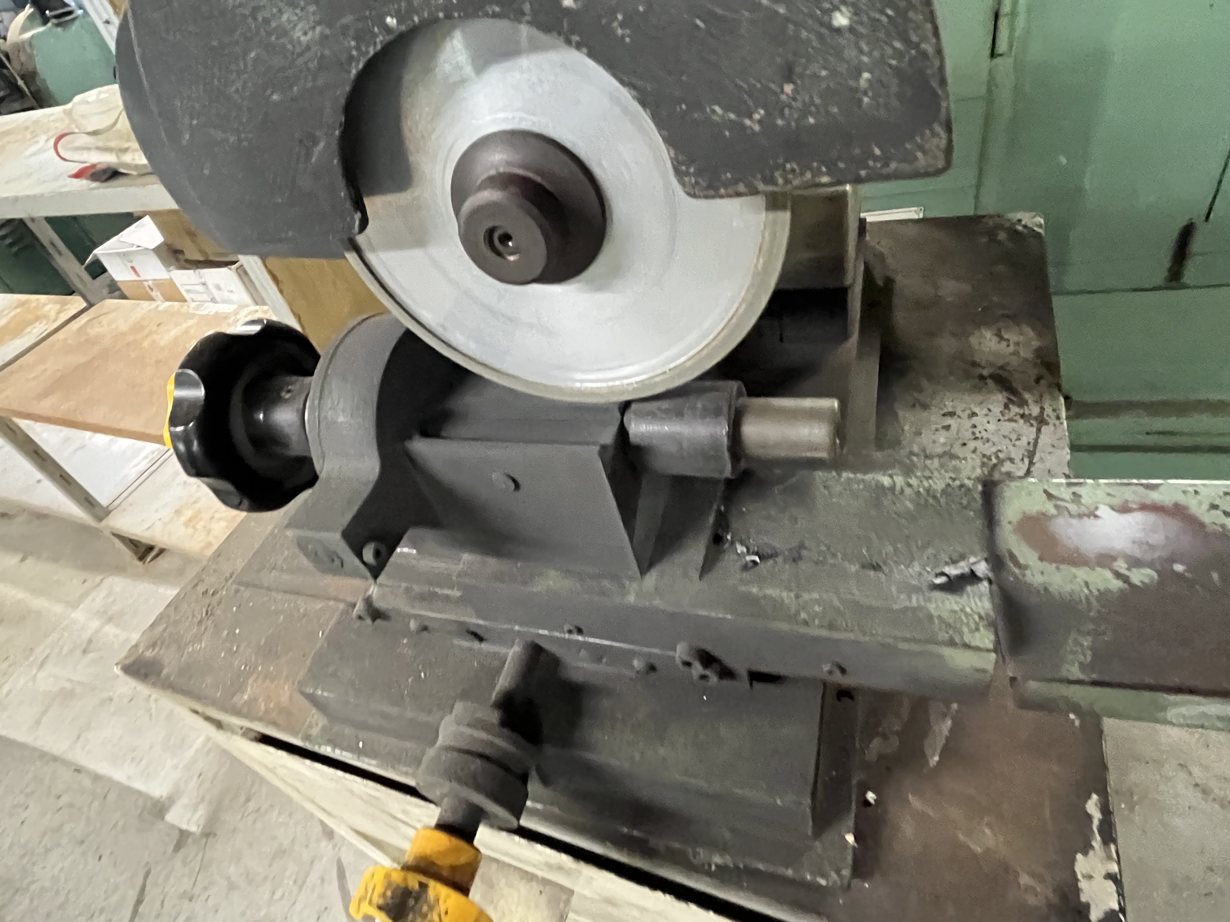 Affilatrici in vendita