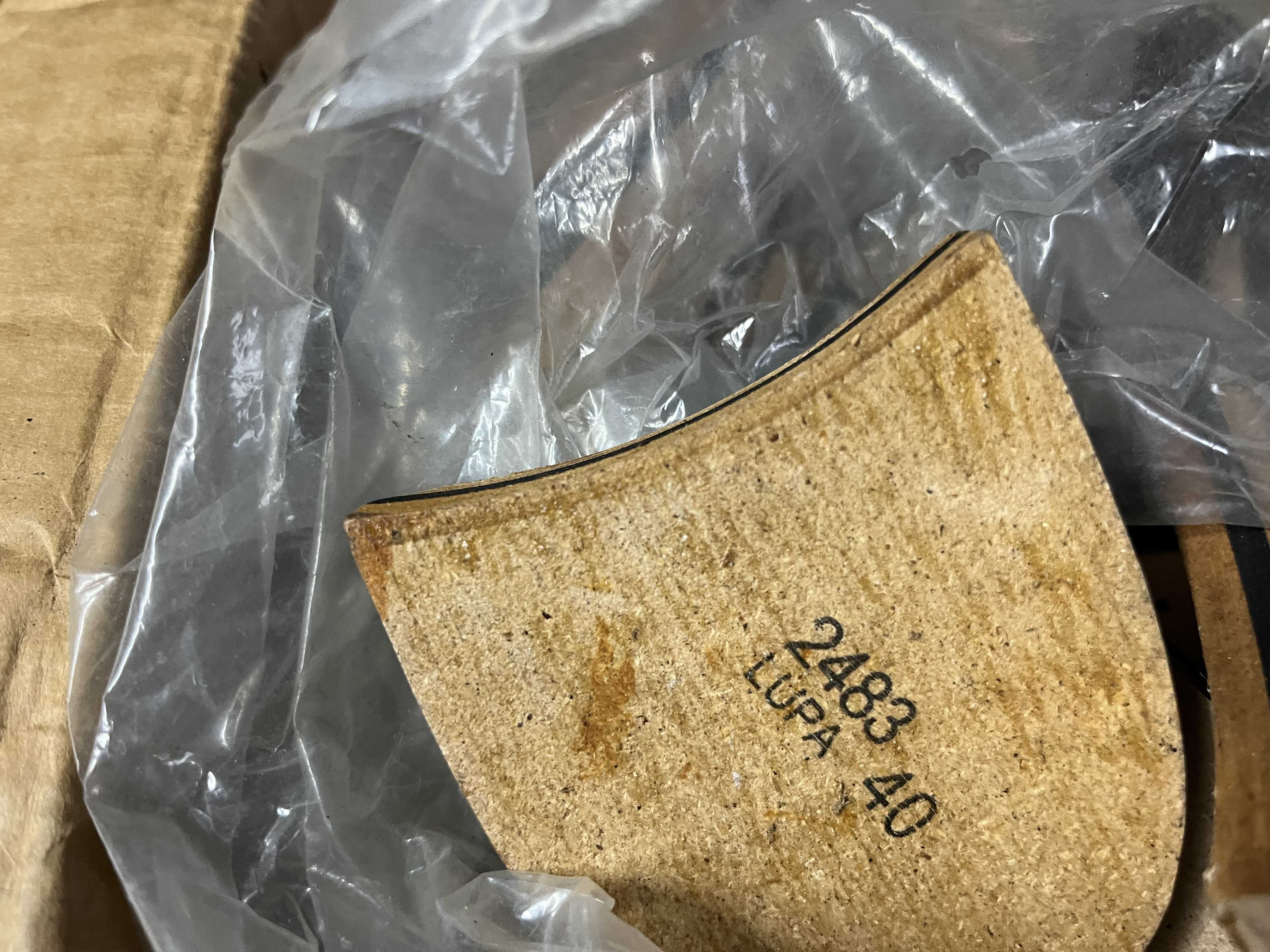 Tacchi scarpe in legno solo export – Casse da KG. 300 in vendita - foto 5