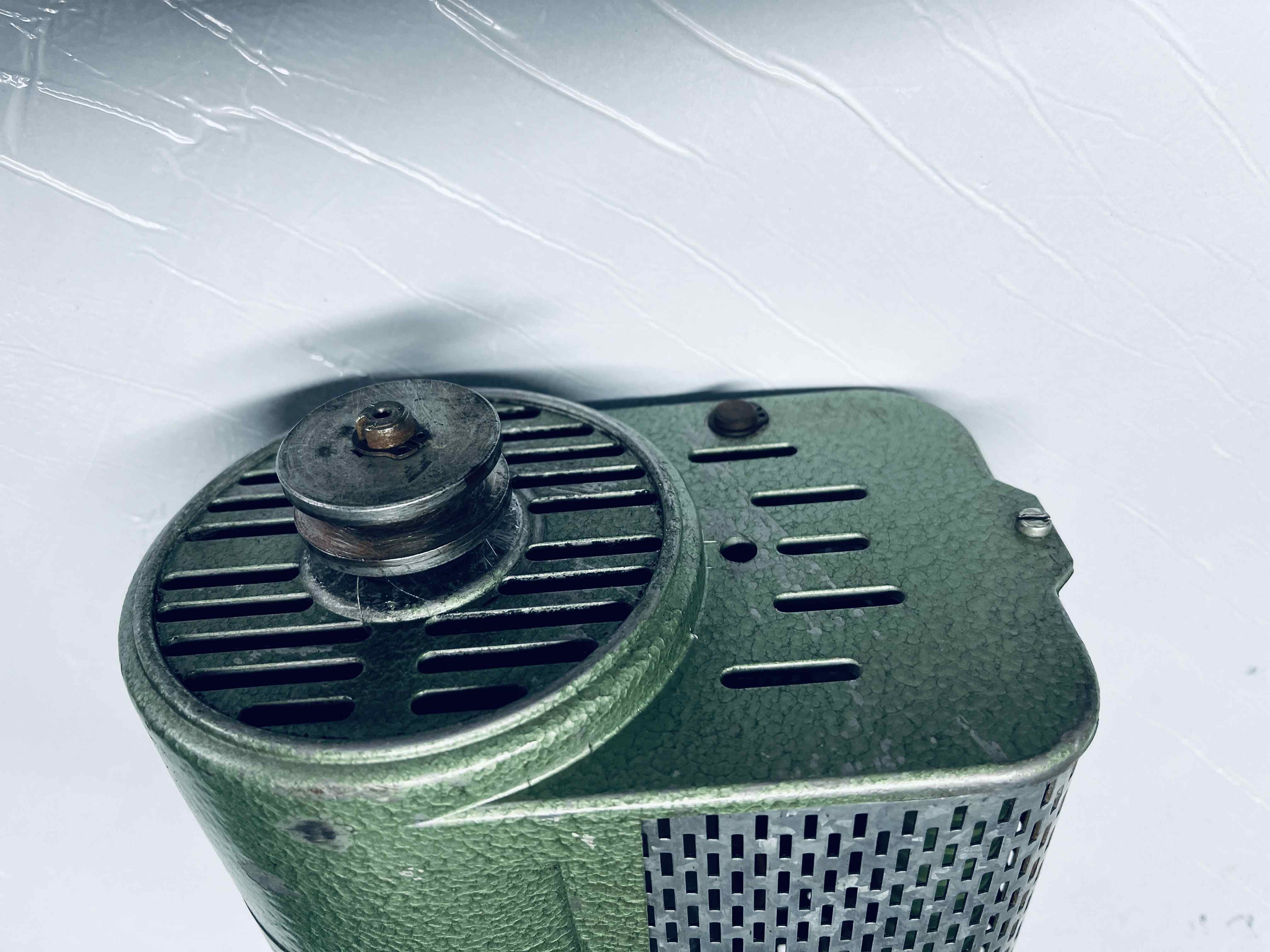 F66 Moretti tipo AV  motore macchina Cucire 220 in vendita - foto 12