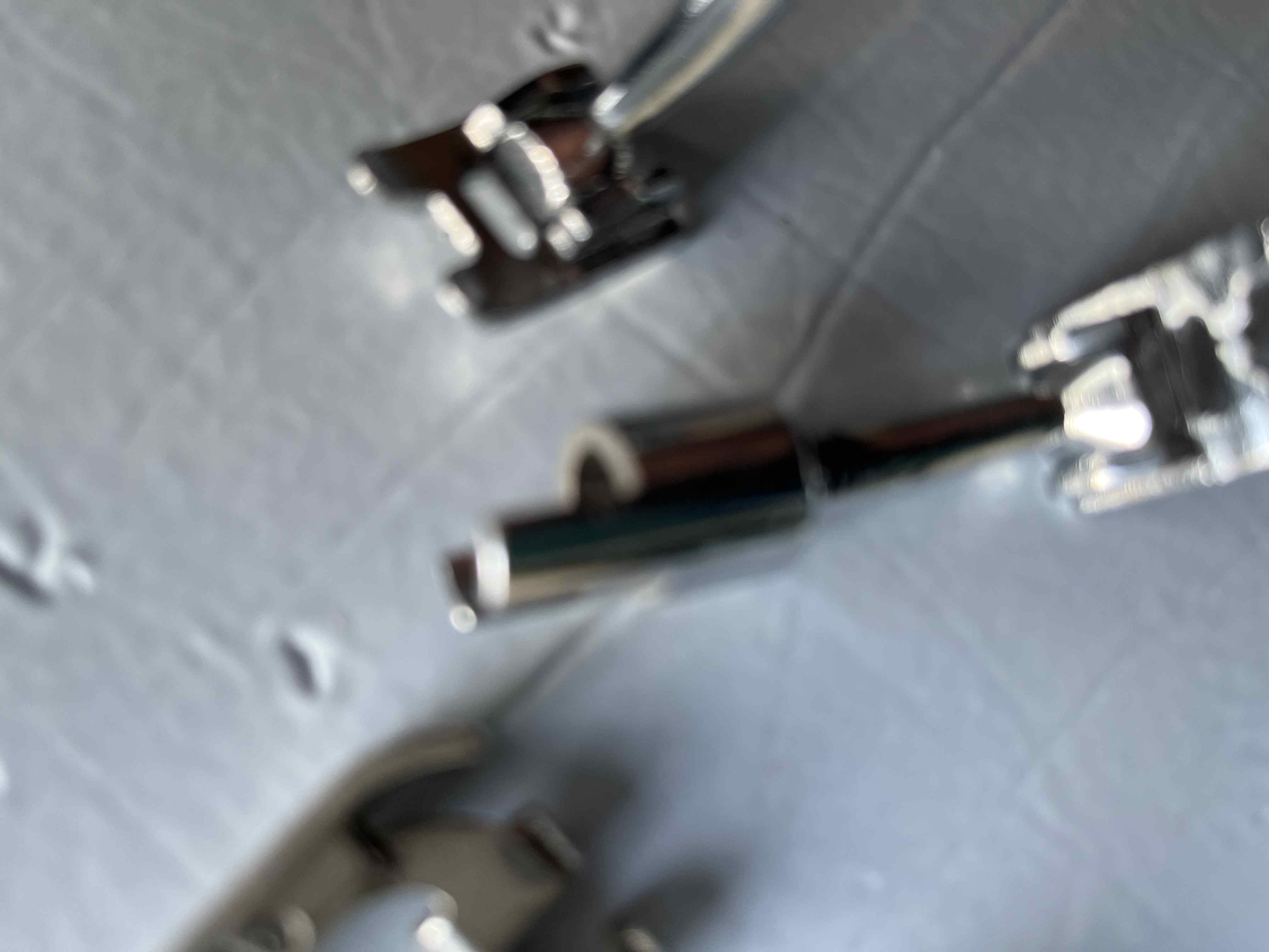 10 piedini per macchine da cucire zig zag Refrey in vendita - foto 5