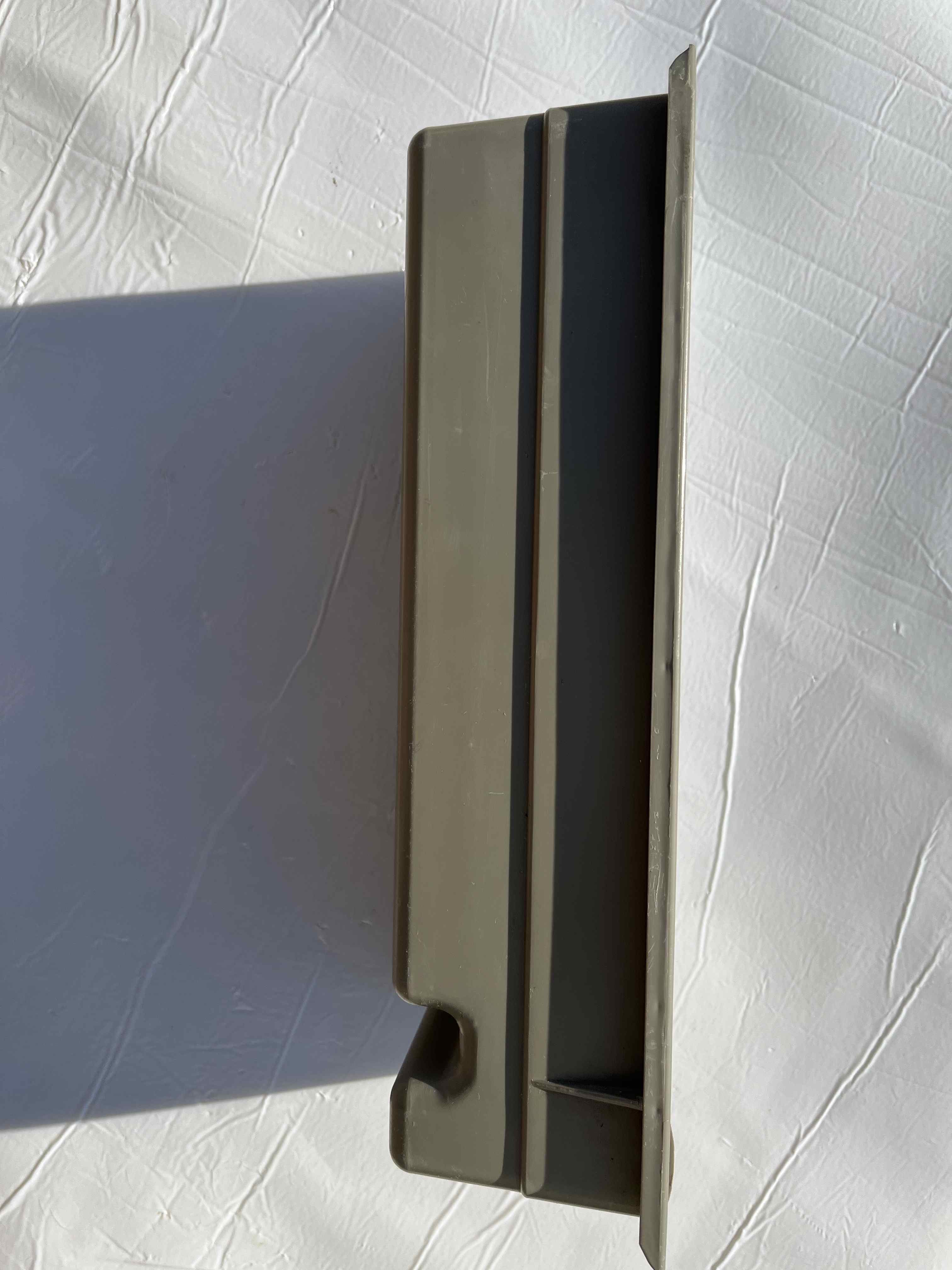 Cassetto plastica per macchina da cucire industriale in vendita - foto 11