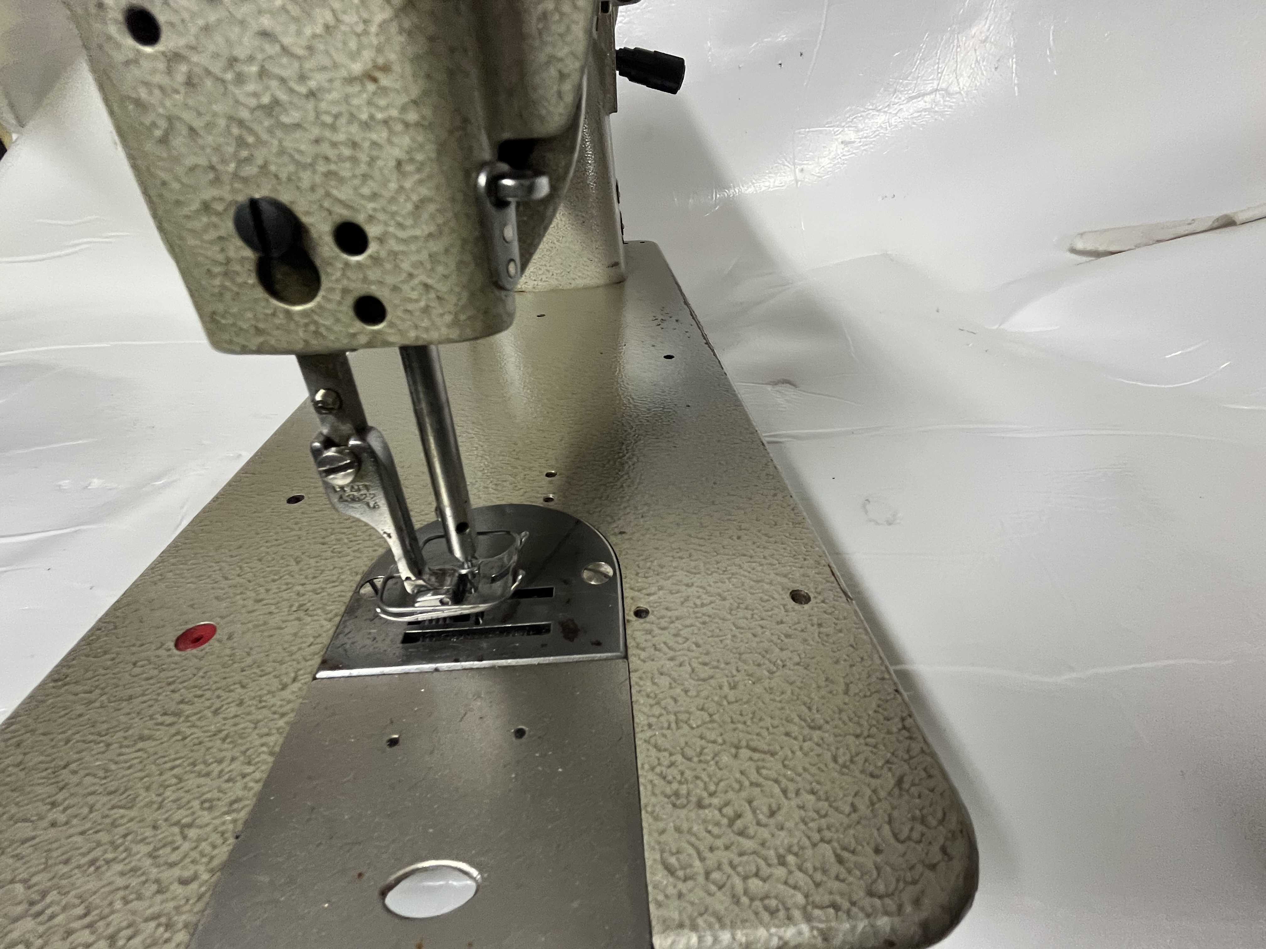PFAFF 138 zig zag Like New Conditions in vendita - foto 16