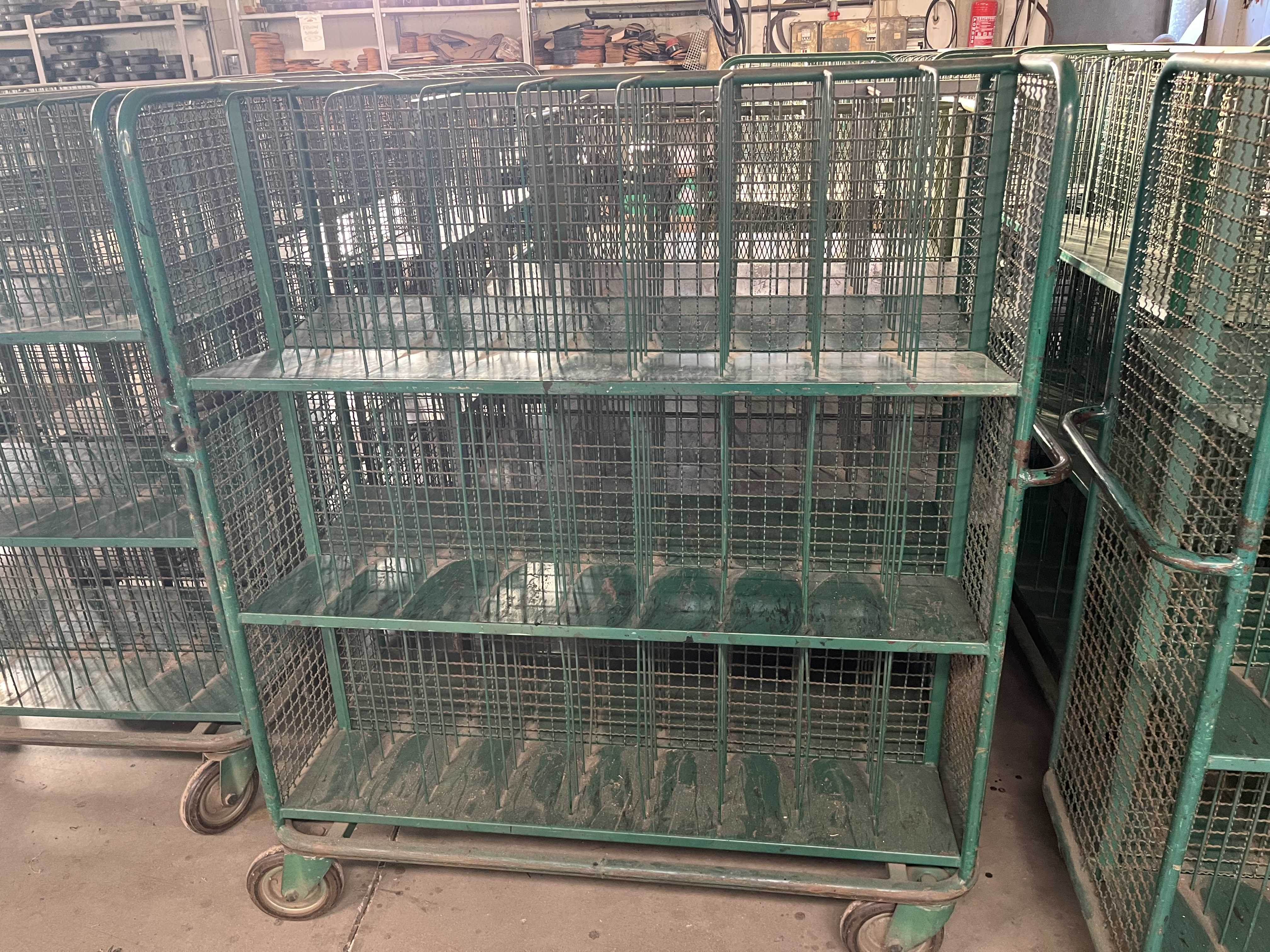 Carrelli per suolificio usati in vendita - foto 10