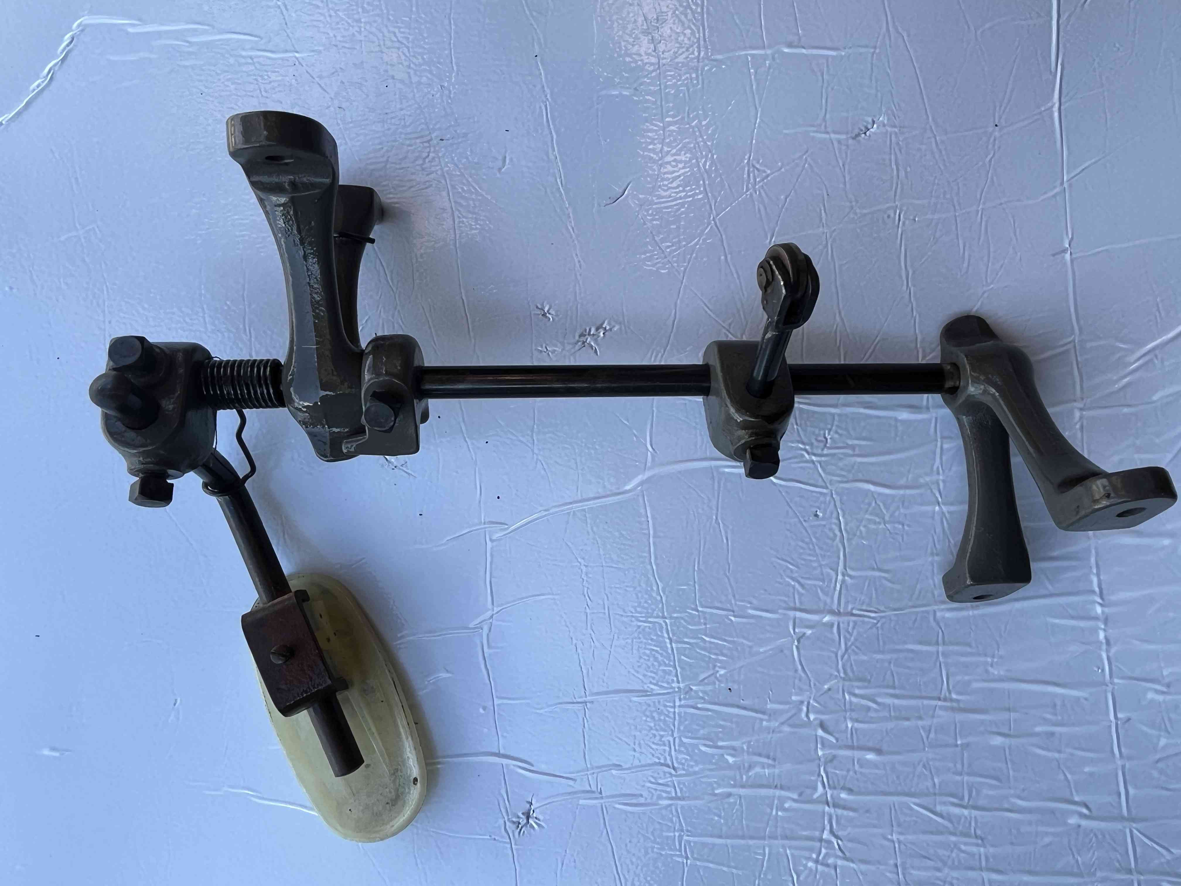 D50 PFAFF leva alzapiedino a ginocchio Macchine cucire  in vendita - foto 2