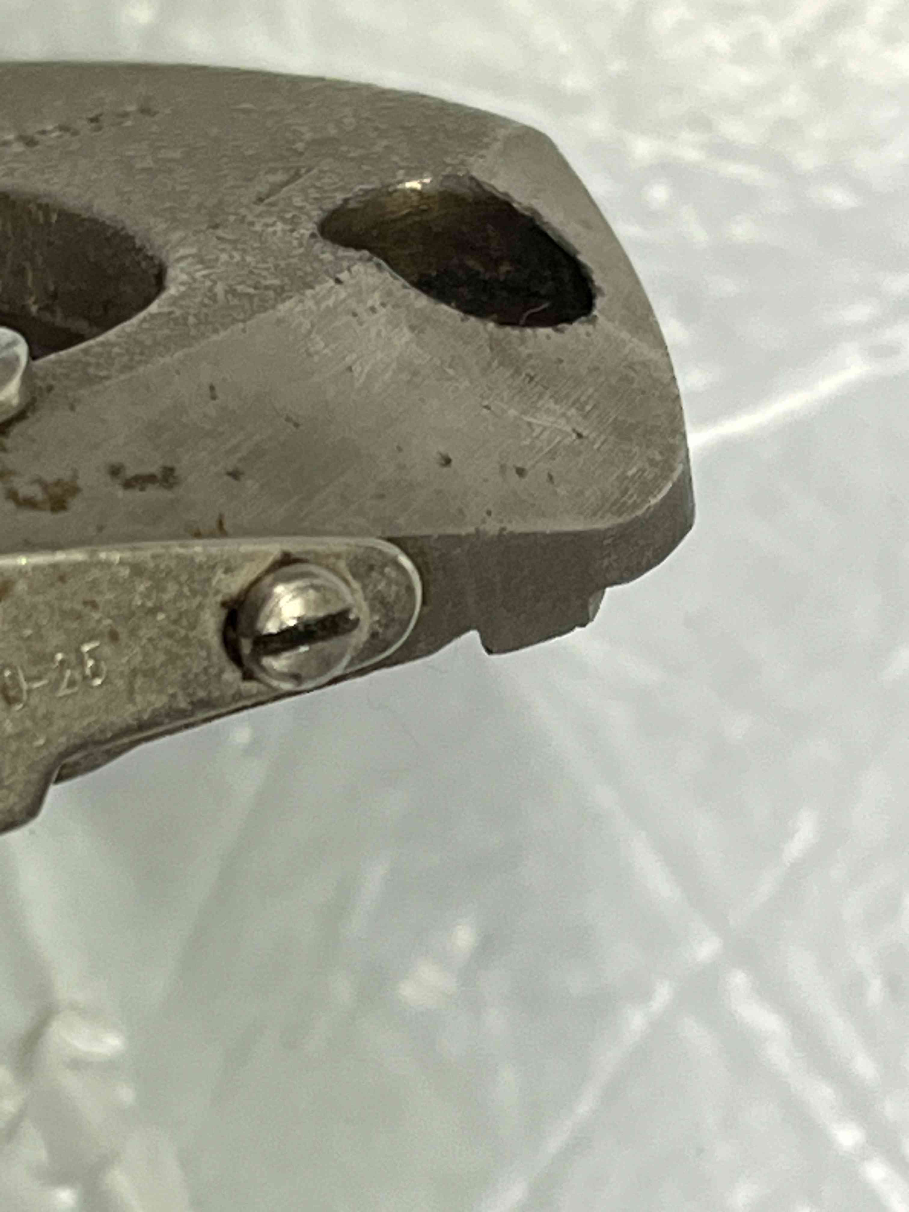 Punch Brass a 5 posti per foratura cuoio in vendita - foto 5