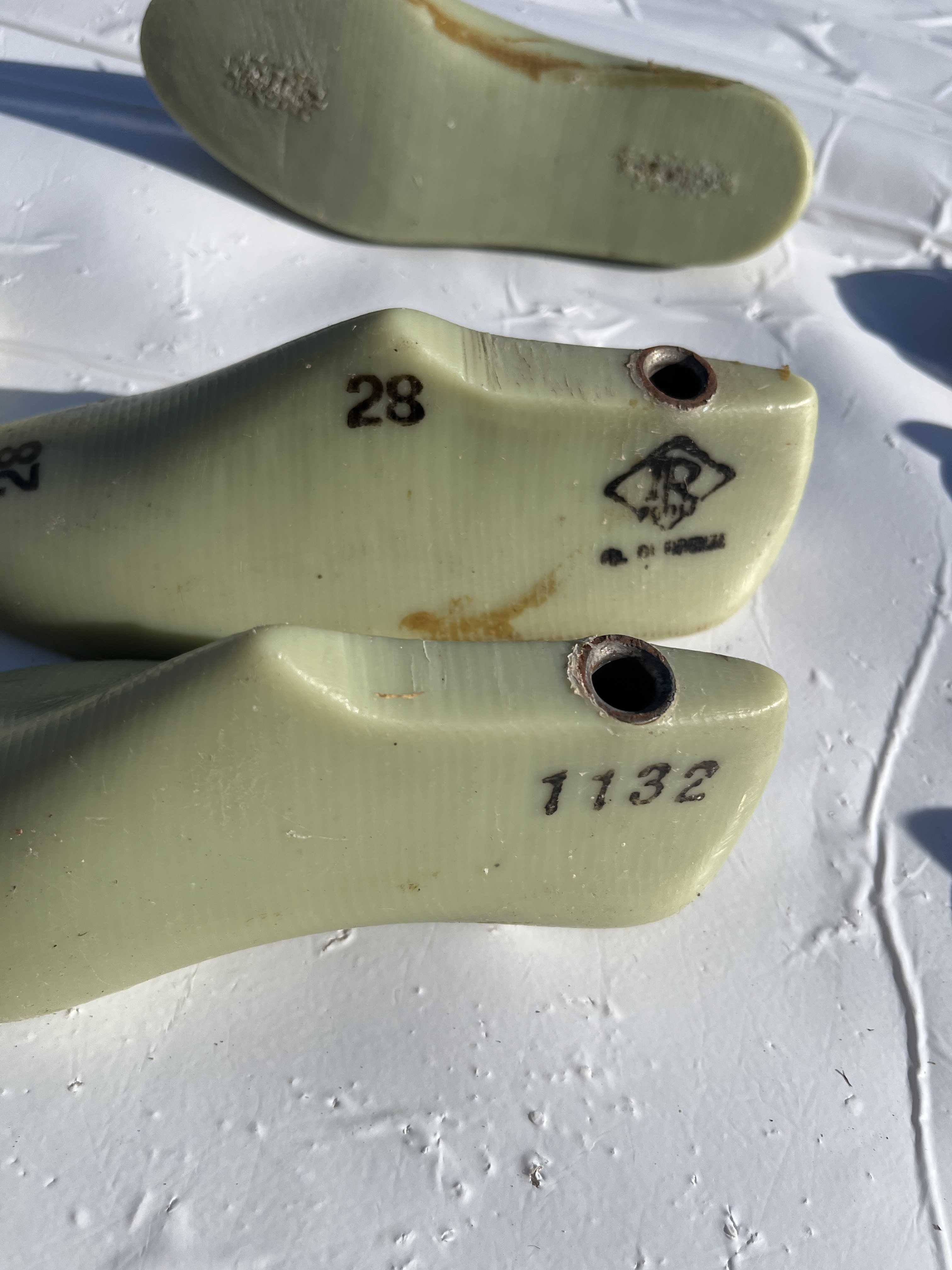 67D Forme plastica per bambino dal 24 al 33 in vendita - foto 2