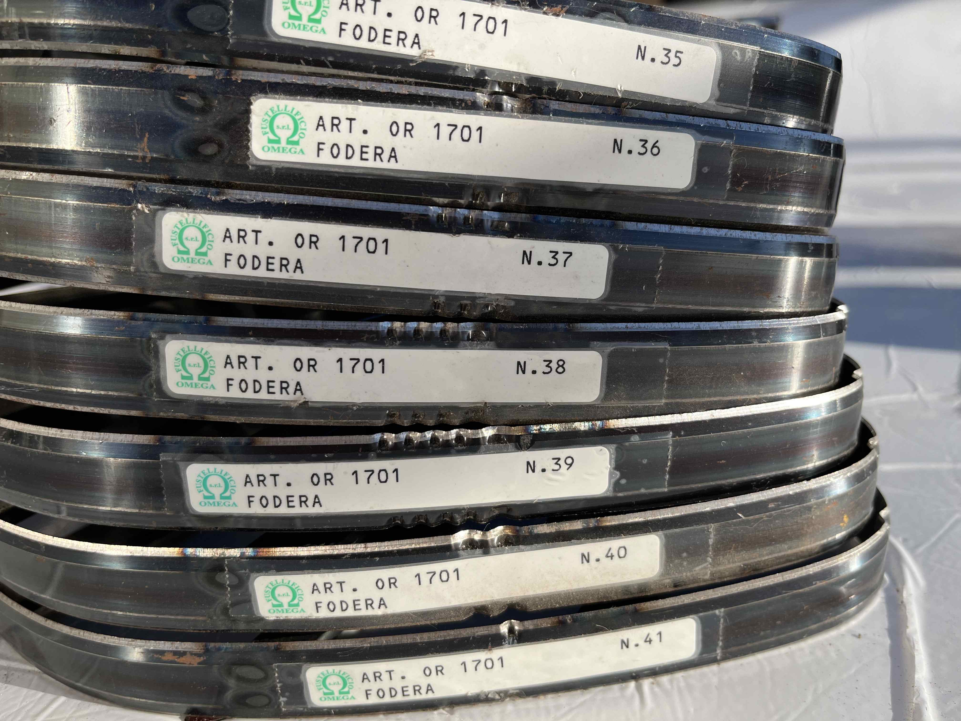 1701 Fustelle taglio tomaio ballerine donna  in vendita - foto 4