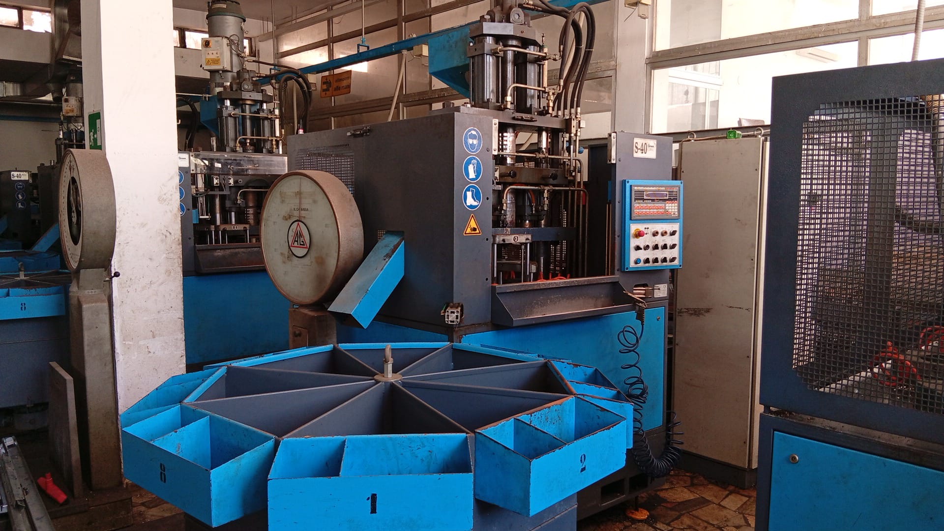 SIREM S40 Pressa rotativa stampaggio Tacchi (2006) in vendita - foto 2