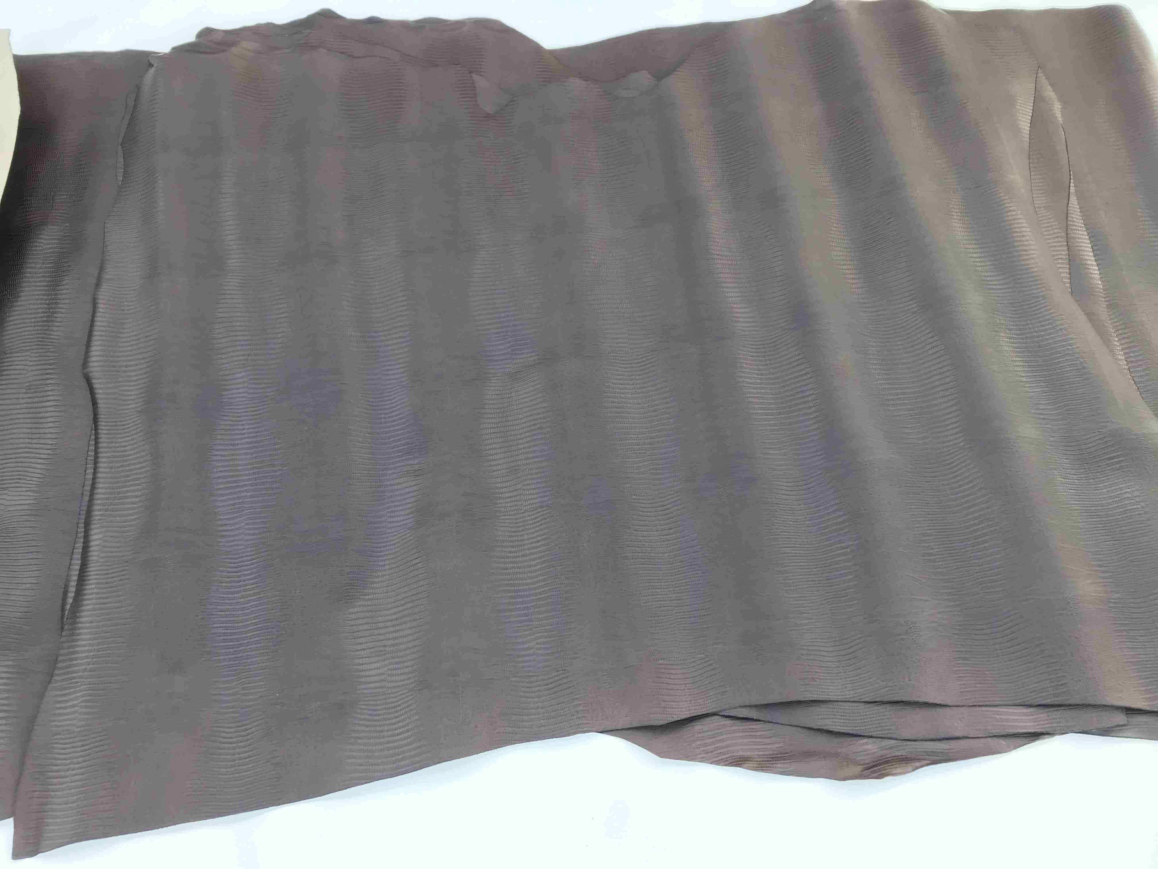 Stock pellame stampa lucertola colore cacao in vendita - foto 4