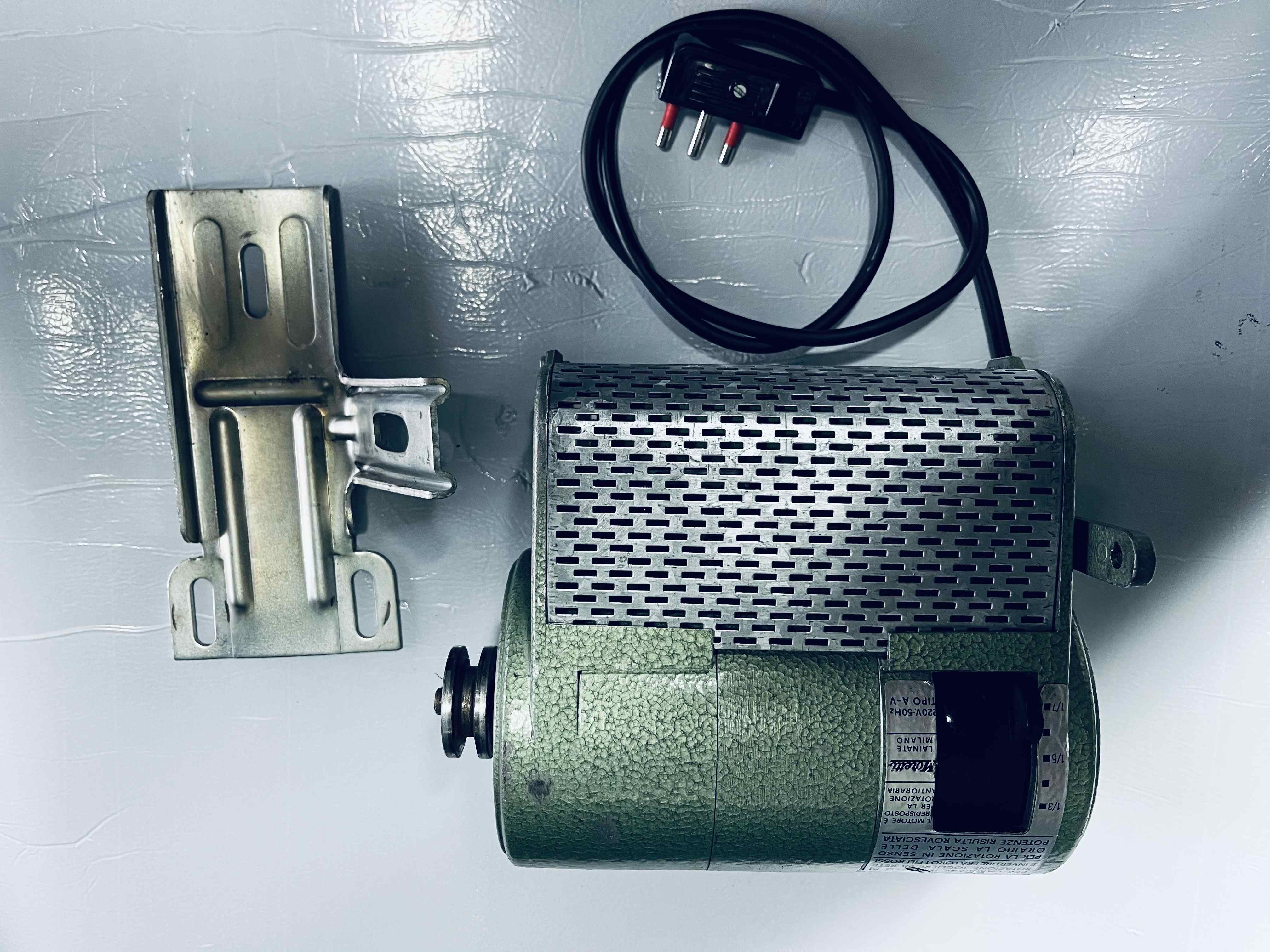 Macchine per cucire in vendita