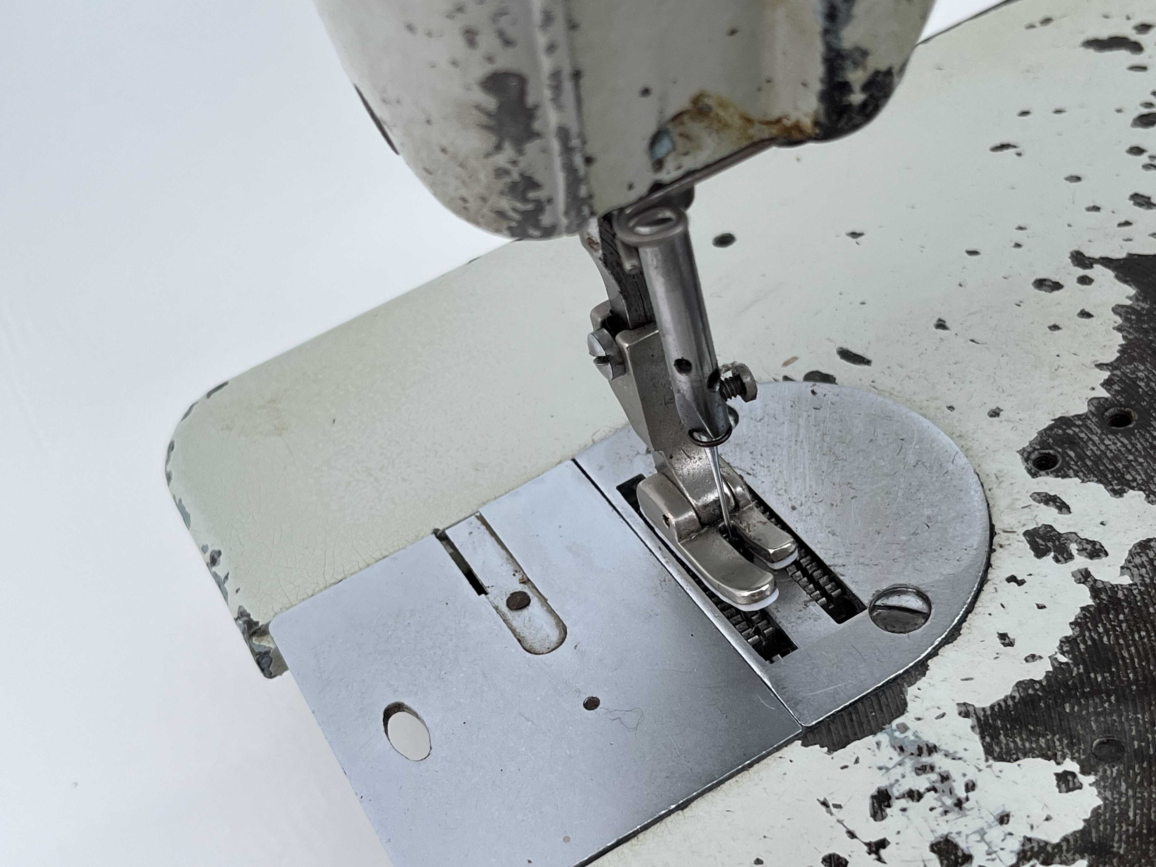 Vigorelli industrial macchina cucire lineare in vendita - foto 8