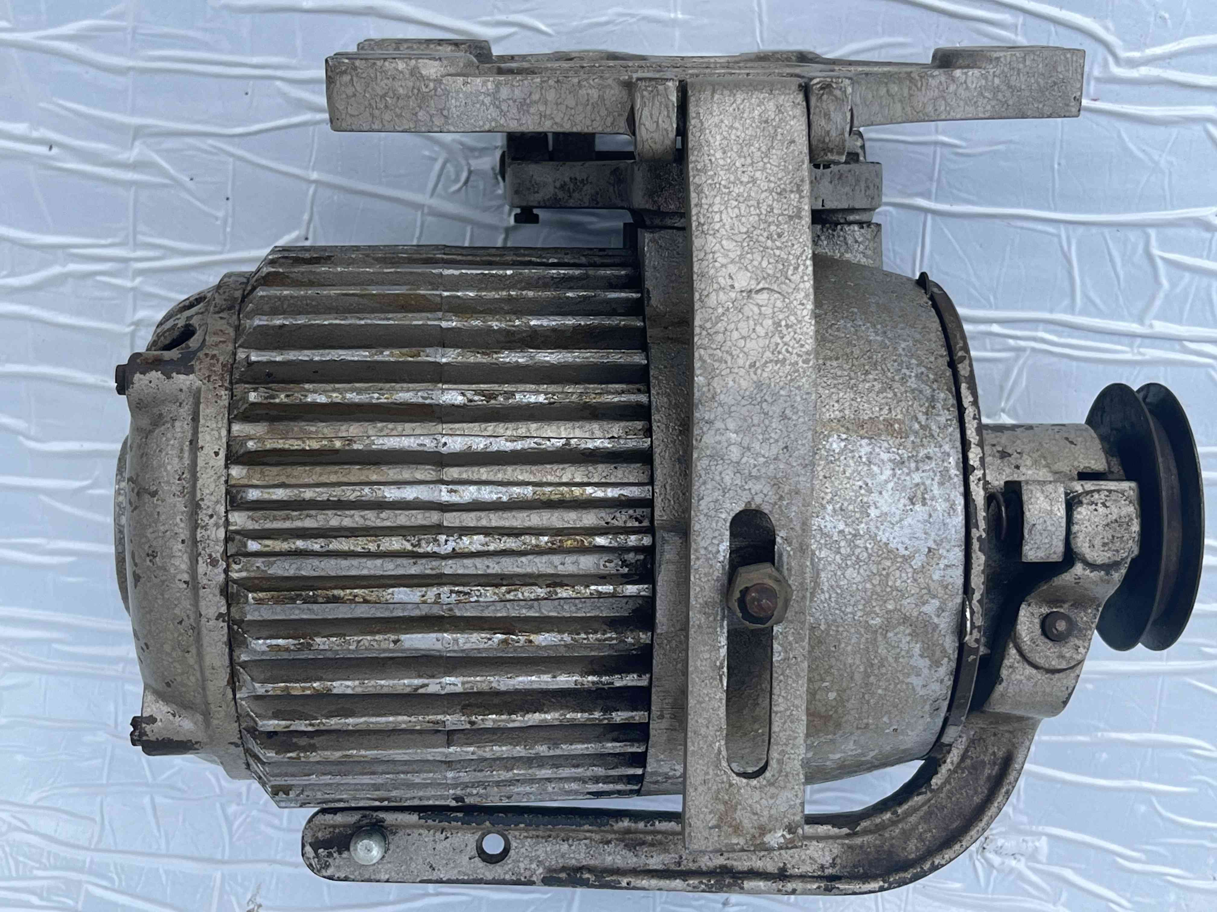 PFAFF Motore macchina da Cucire 380 – 2800 Giri in vendita - foto 10