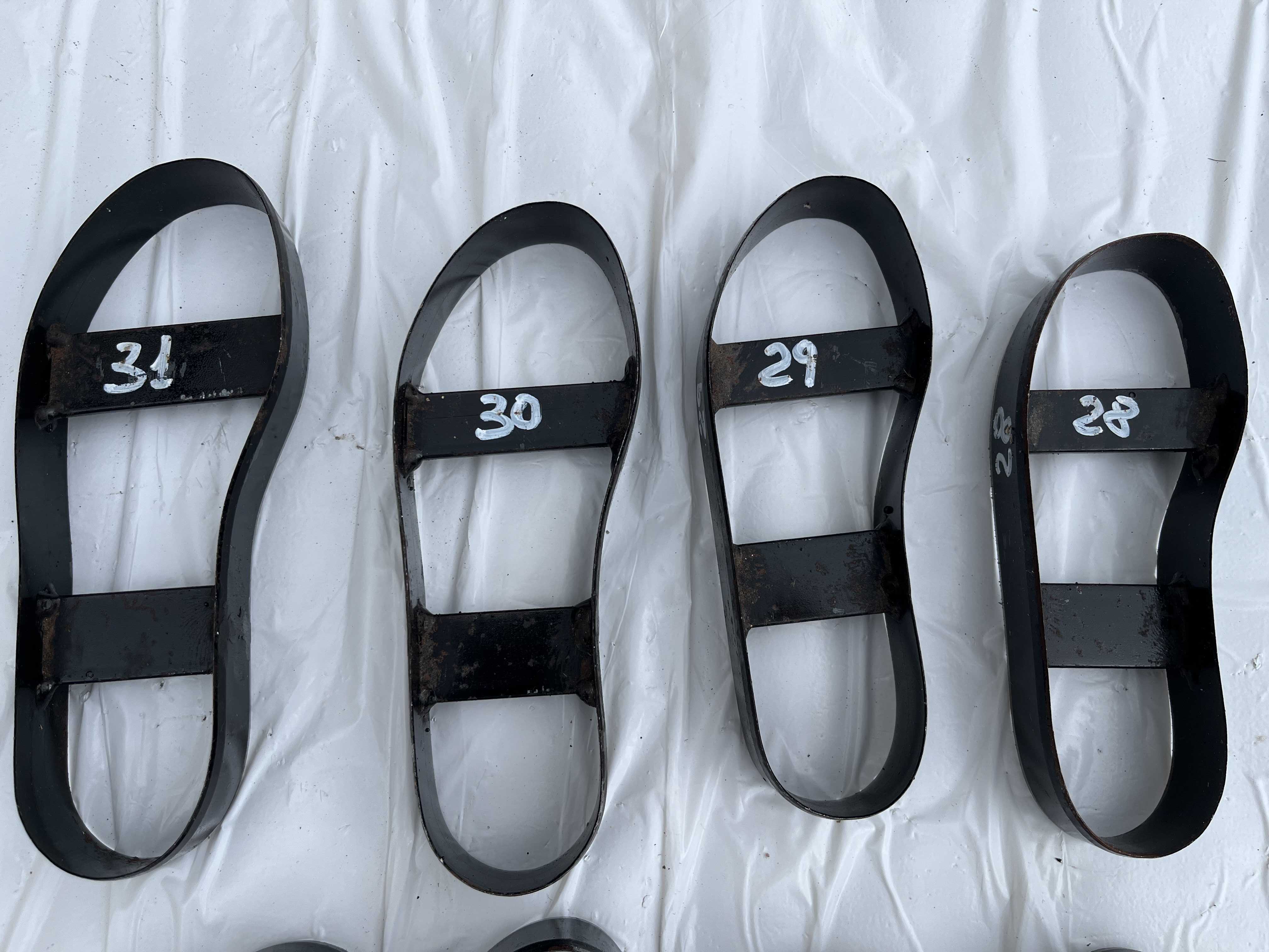 FB9 Fustelle taglio suole scarpe bambino dal 24 al 31 in vendita - foto 7